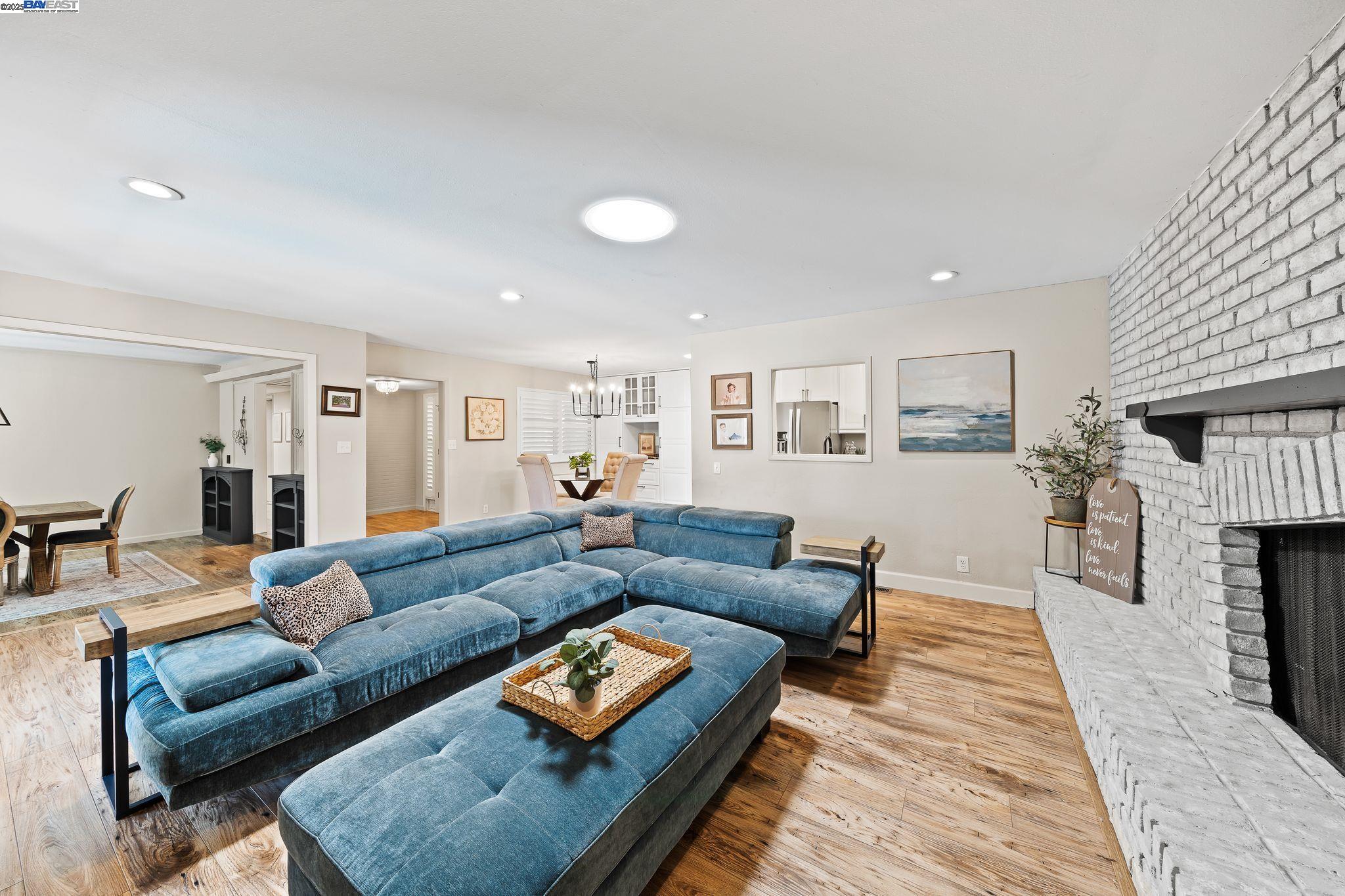 Detail Gallery Image 9 of 31 For 729 S Mills Ave, Lodi,  CA 95242 - 3 Beds | 2 Baths