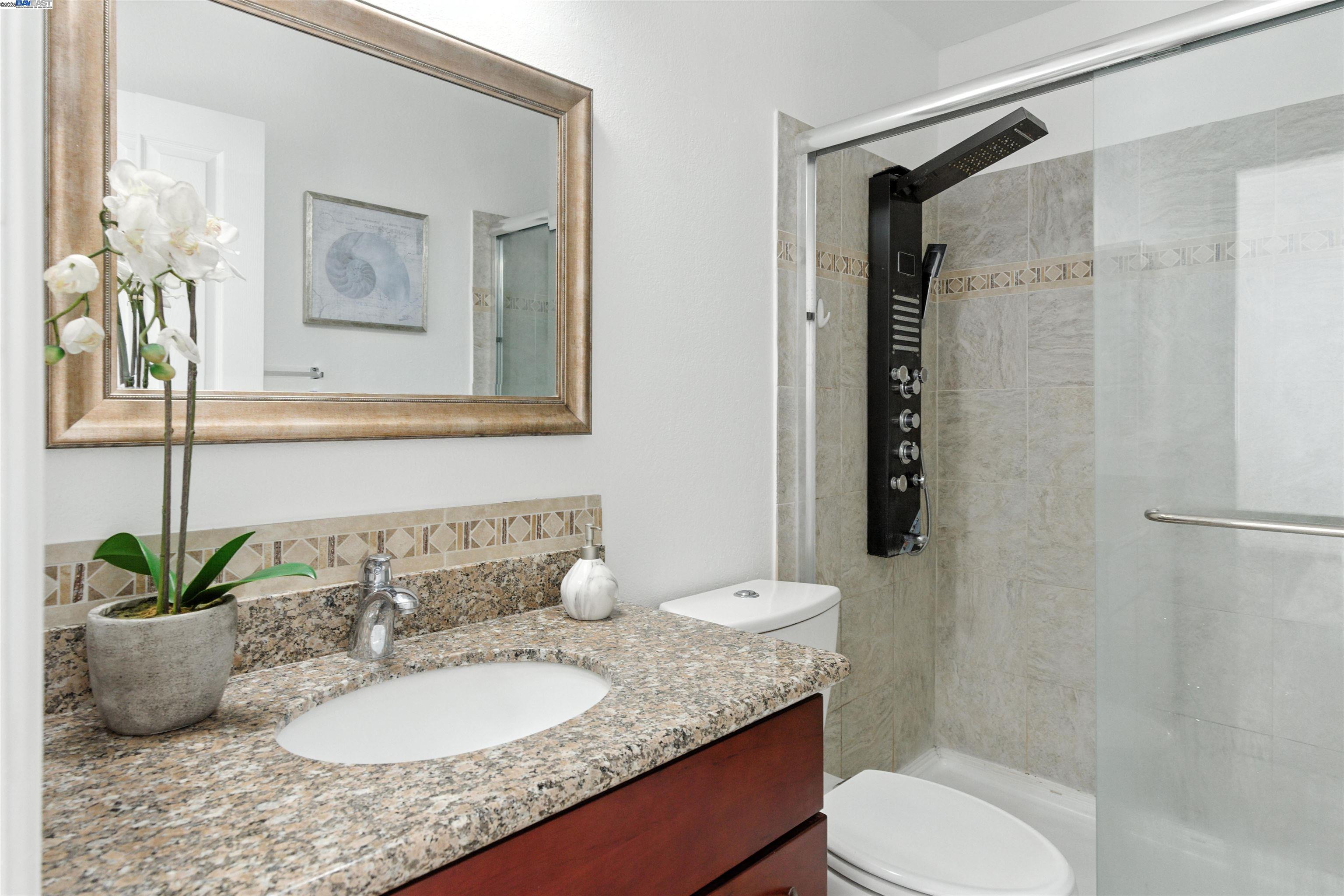 Detail Gallery Image 17 of 30 For 35968 Killorglin Cmn, Fremont,  CA 94536 - 4 Beds | 2/1 Baths