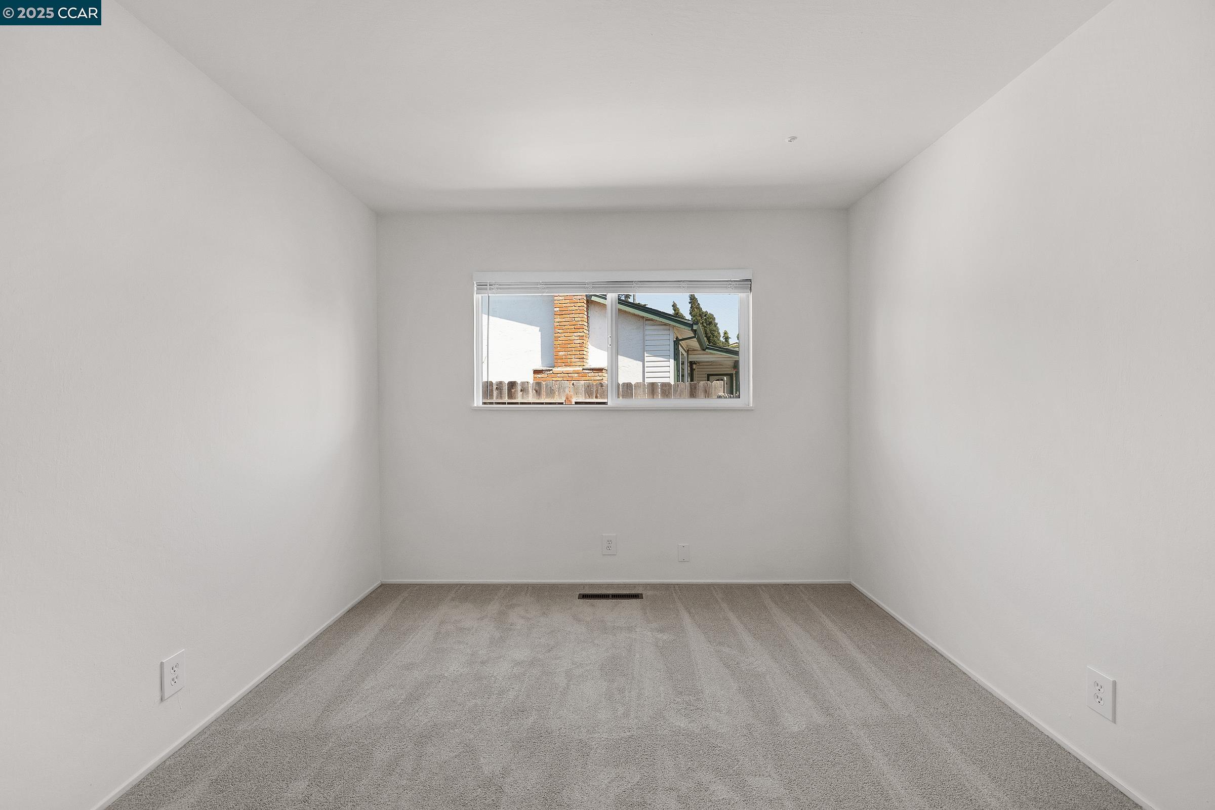 Detail Gallery Image 15 of 28 For 2107 Murphy Dr, San Pablo,  CA 94806 - 4 Beds | 2 Baths
