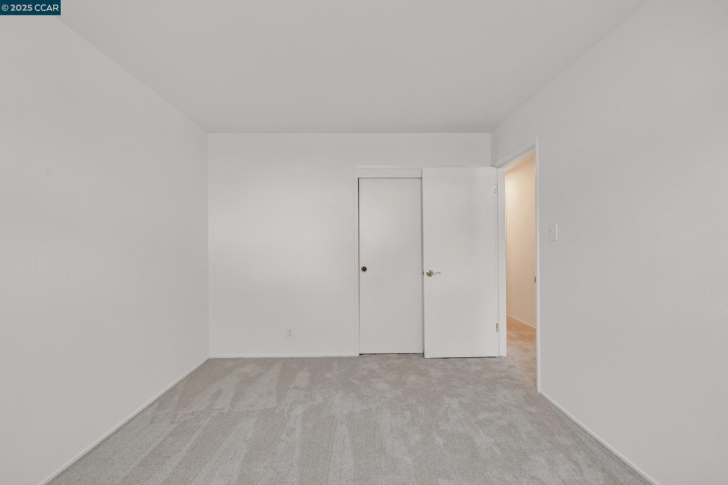 Detail Gallery Image 16 of 28 For 2107 Murphy Dr, San Pablo,  CA 94806 - 4 Beds | 2 Baths