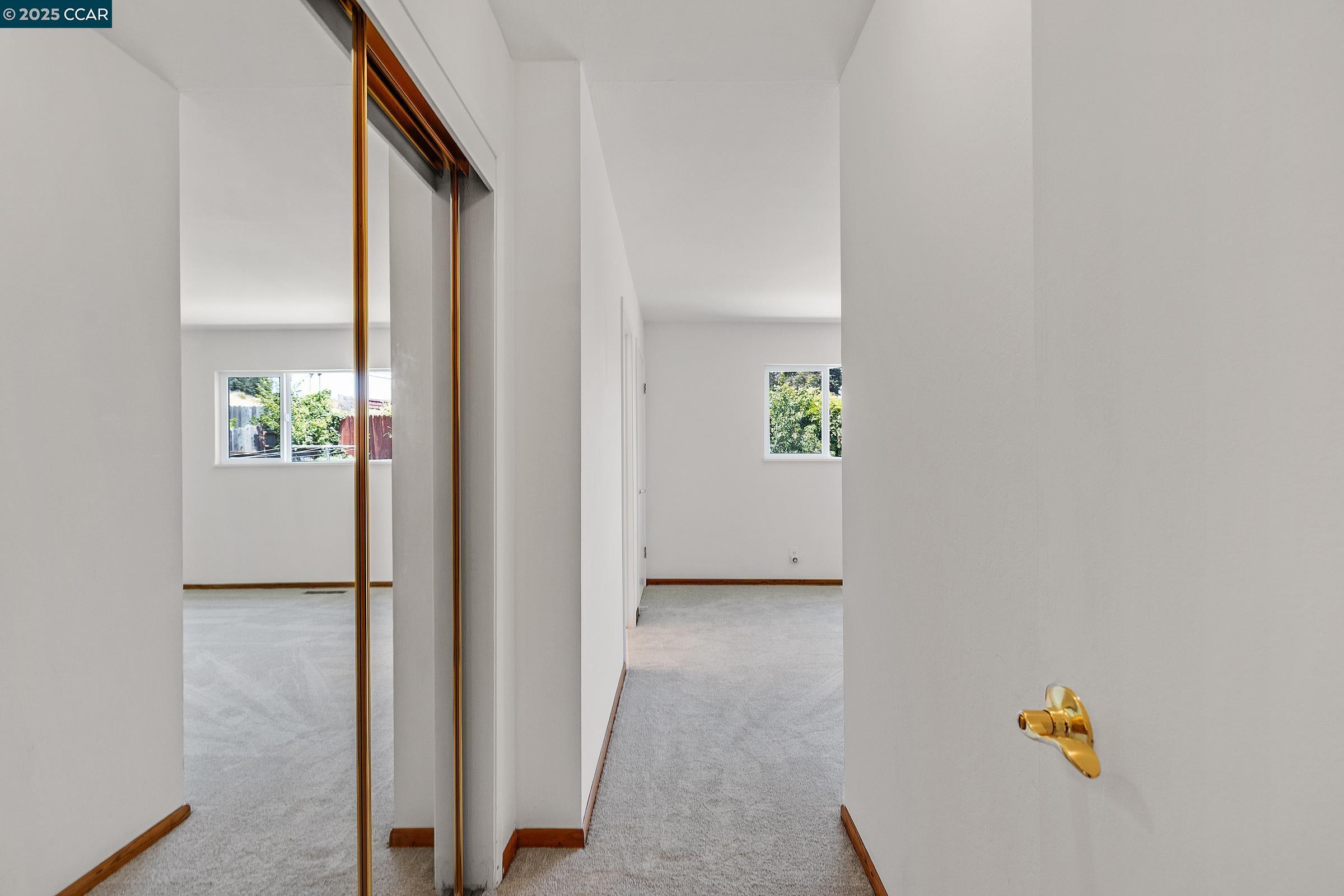 Detail Gallery Image 19 of 28 For 2107 Murphy Dr, San Pablo,  CA 94806 - 4 Beds | 2 Baths