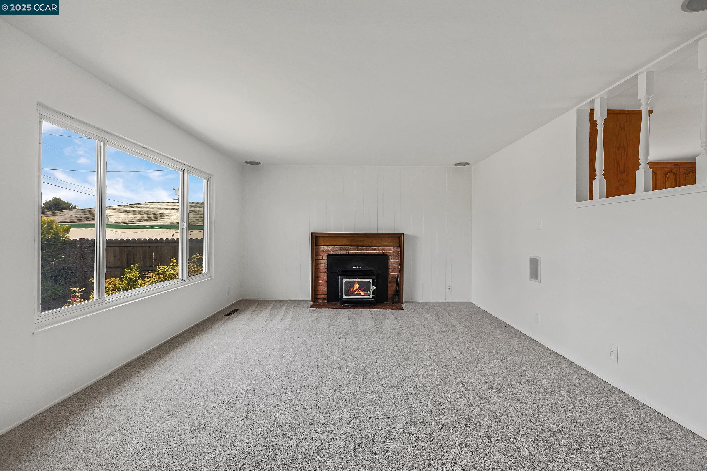 Detail Gallery Image 5 of 28 For 2107 Murphy Dr, San Pablo,  CA 94806 - 4 Beds | 2 Baths