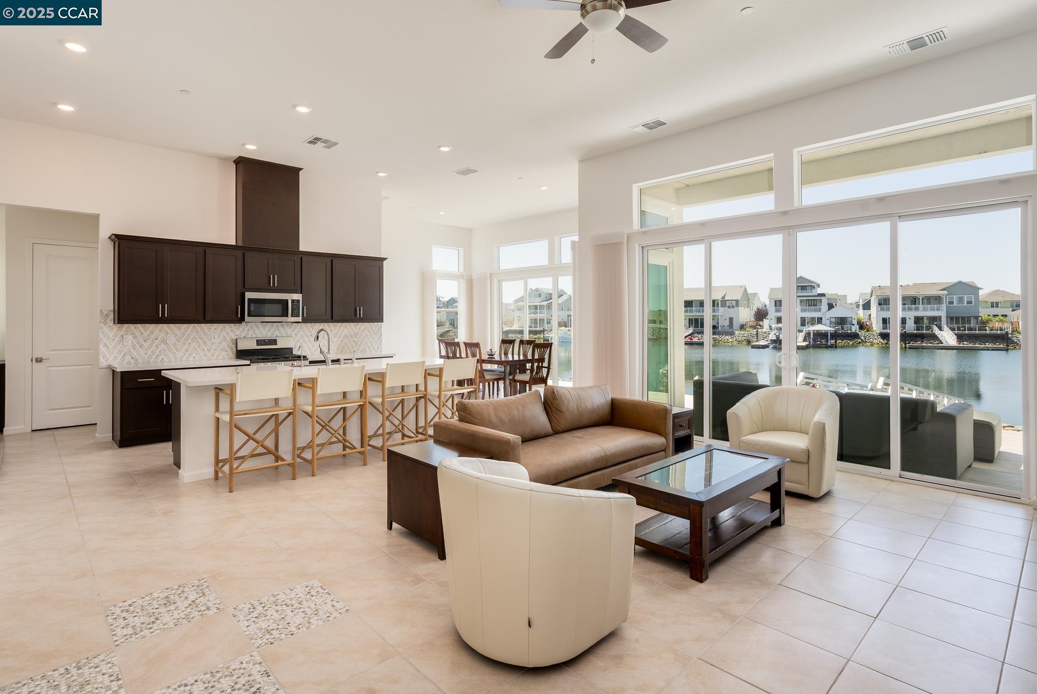 Detail Gallery Image 4 of 27 For 3305 Delta Coves Dr, Bethel Island,  CA 94511 - 3 Beds | 2 Baths