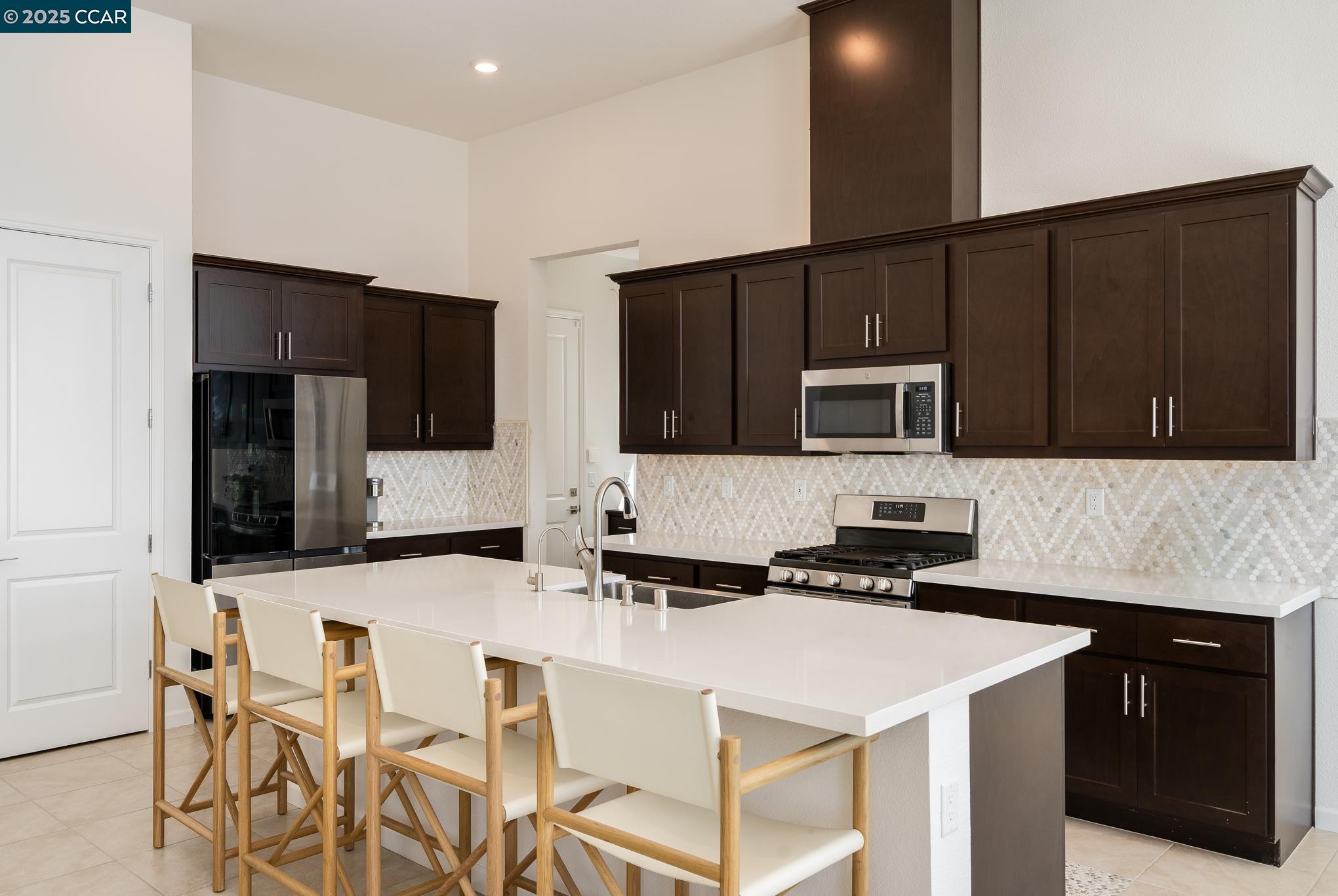 Detail Gallery Image 6 of 27 For 3305 Delta Coves Dr, Bethel Island,  CA 94511 - 3 Beds | 2 Baths