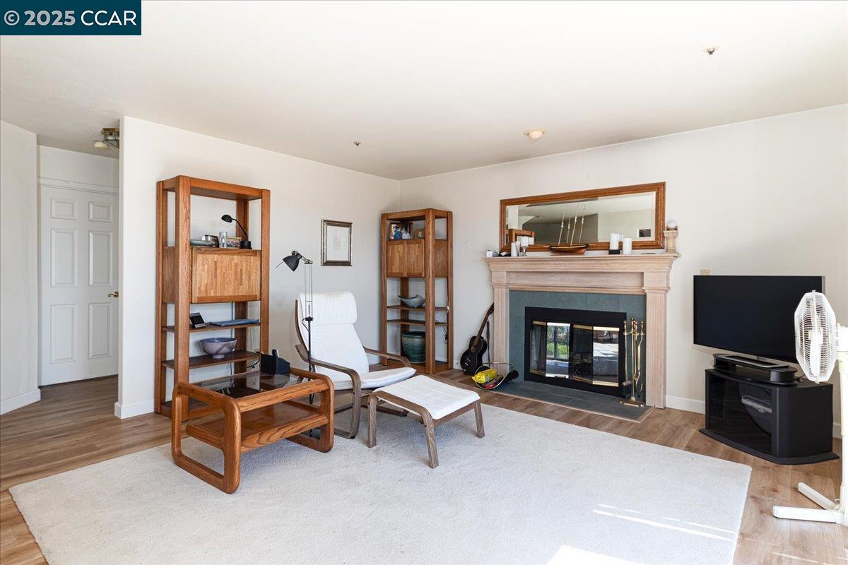 Detail Gallery Image 15 of 34 For 2641 Lucas Ave, Pinole,  CA 94564 - 4 Beds | 3 Baths