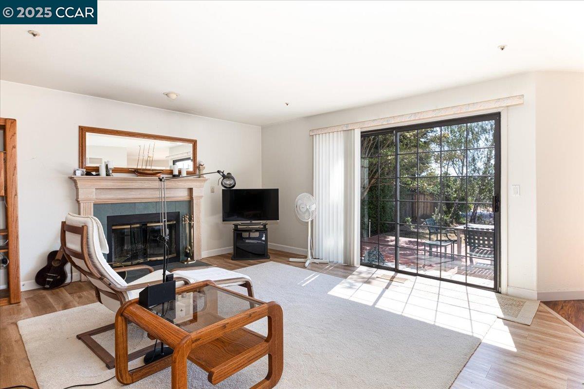 Detail Gallery Image 16 of 34 For 2641 Lucas Ave, Pinole,  CA 94564 - 4 Beds | 3 Baths
