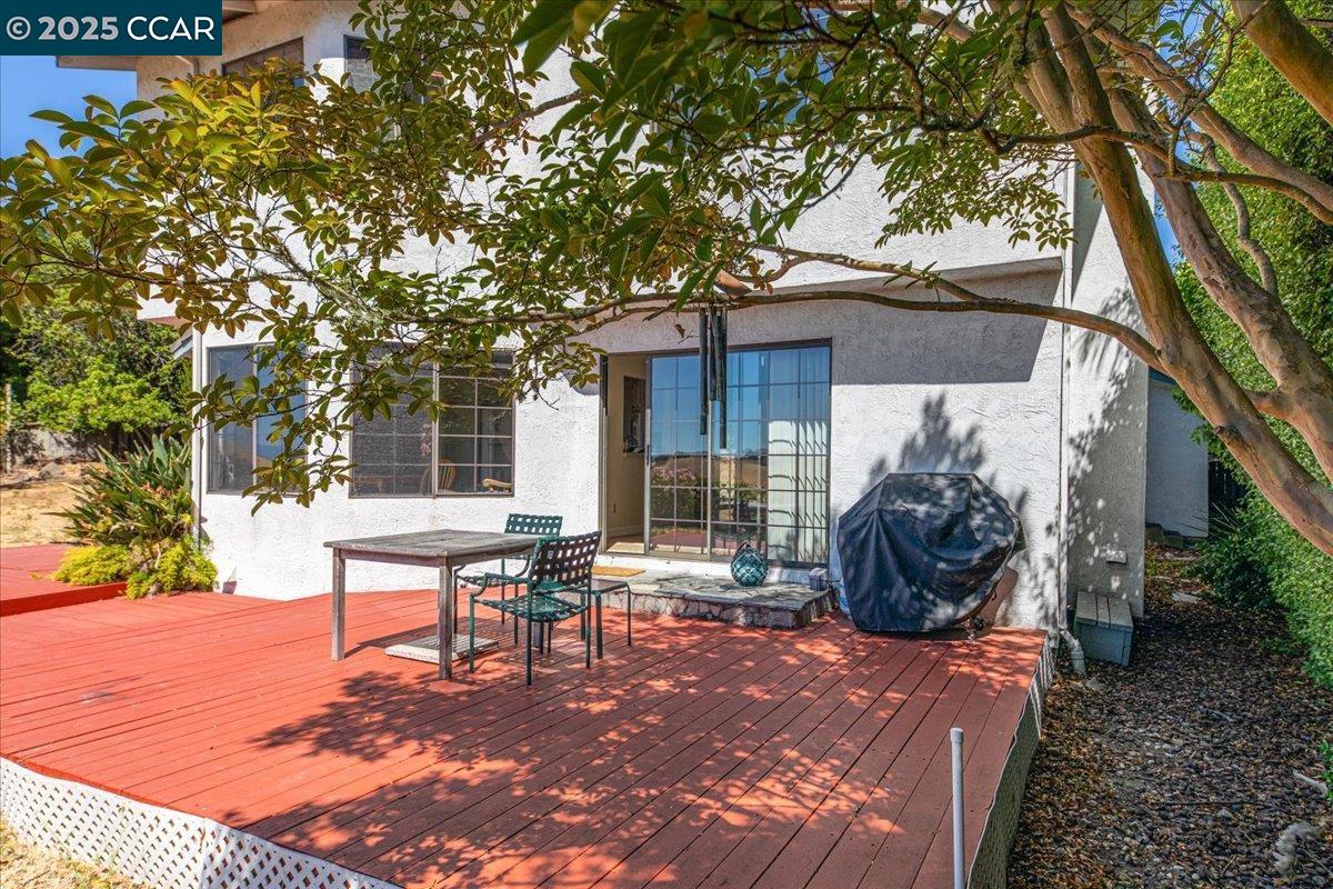 Detail Gallery Image 29 of 34 For 2641 Lucas Ave, Pinole,  CA 94564 - 4 Beds | 3 Baths