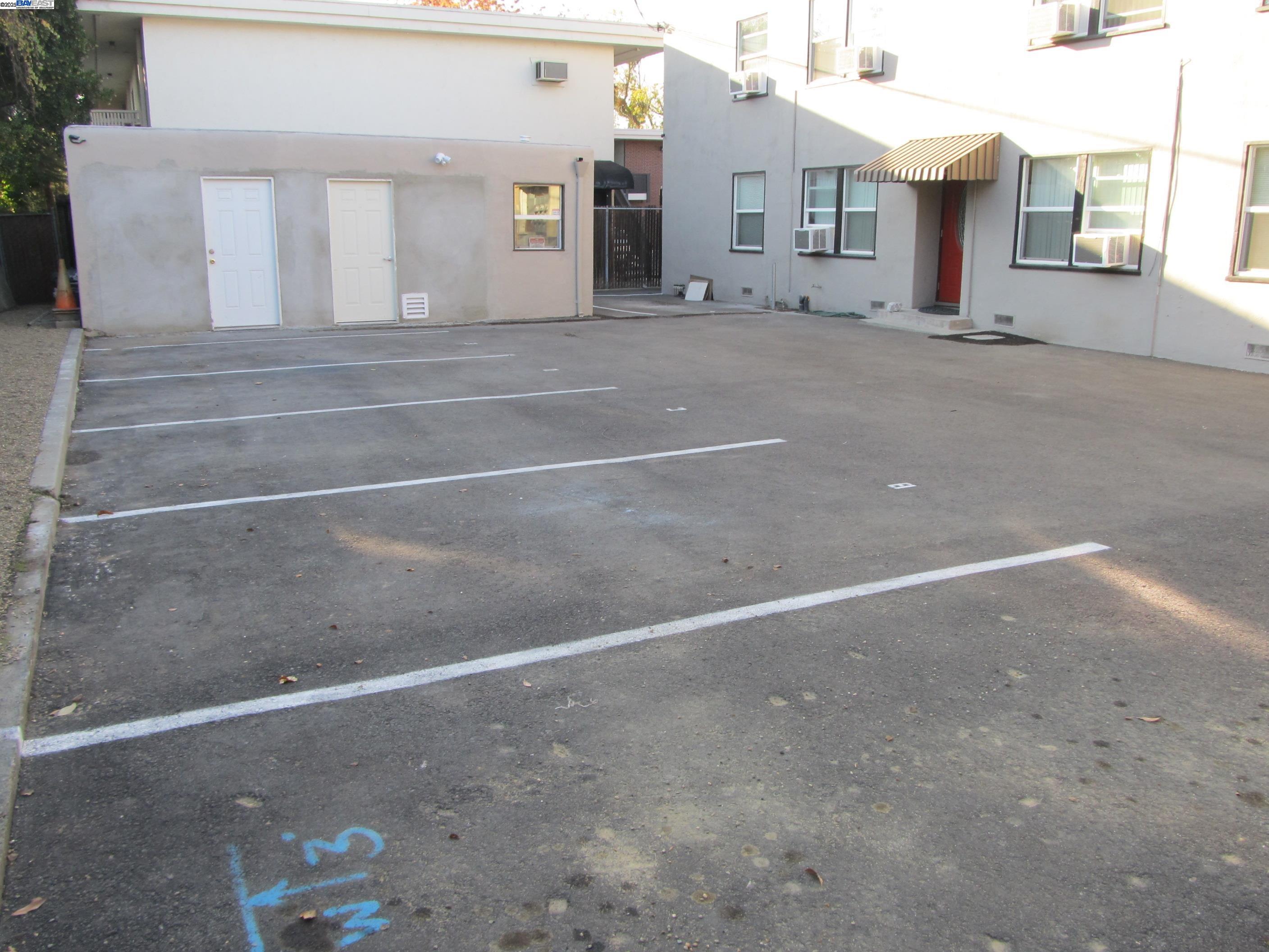 Detail Gallery Image 15 of 22 For 650 Dave Brubeck Way #7,  Stockton,  CA 95204 - 2 Beds | 1 Baths