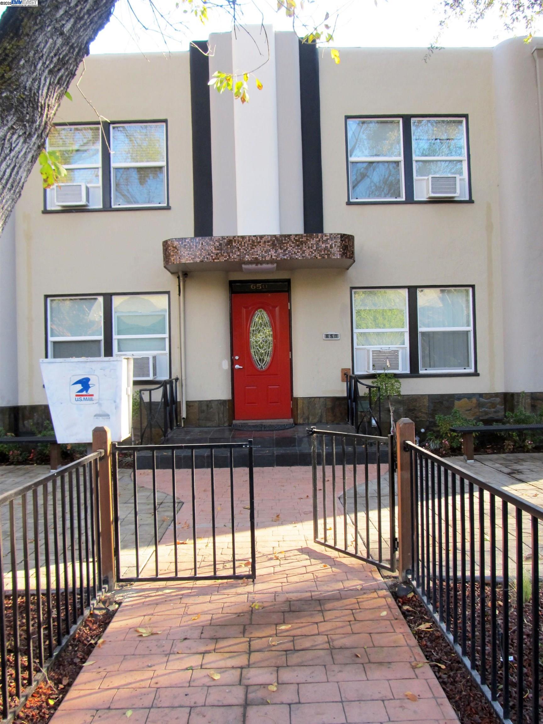 Detail Gallery Image 19 of 22 For 650 Dave Brubeck Way #7,  Stockton,  CA 95204 - 2 Beds | 1 Baths
