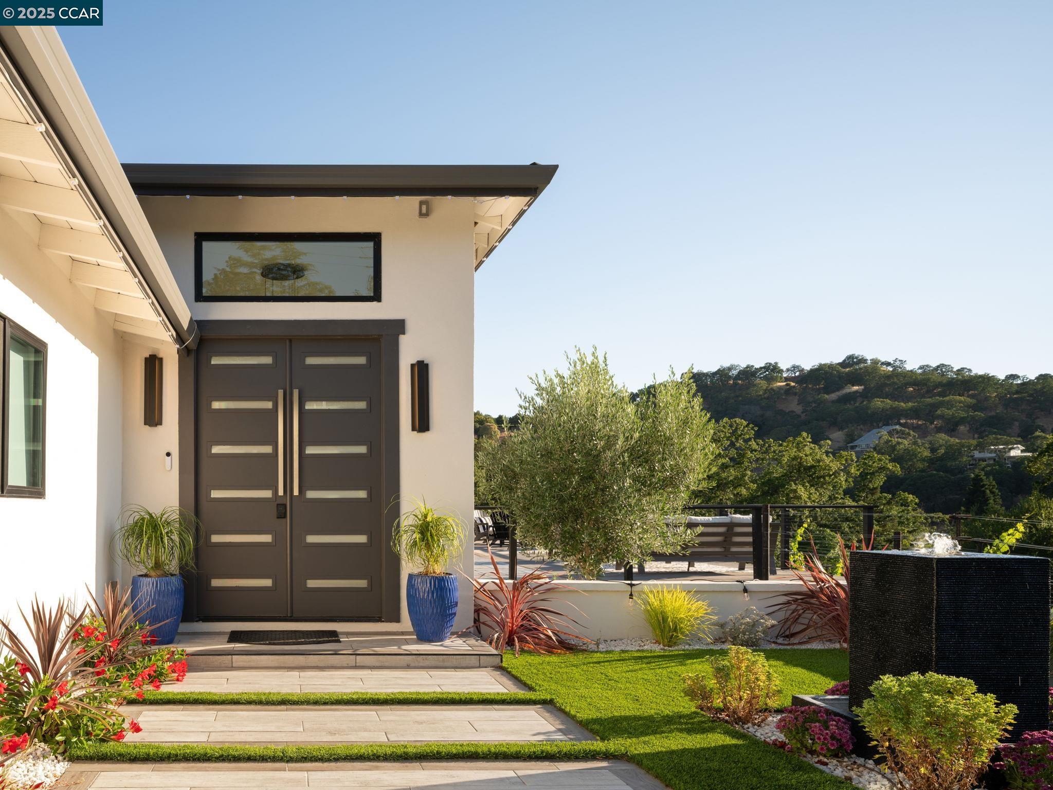 Detail Gallery Image 21 of 60 For 128 Castle Crest Rd, Alamo,  CA 94507 - 6 Beds | 5/1 Baths