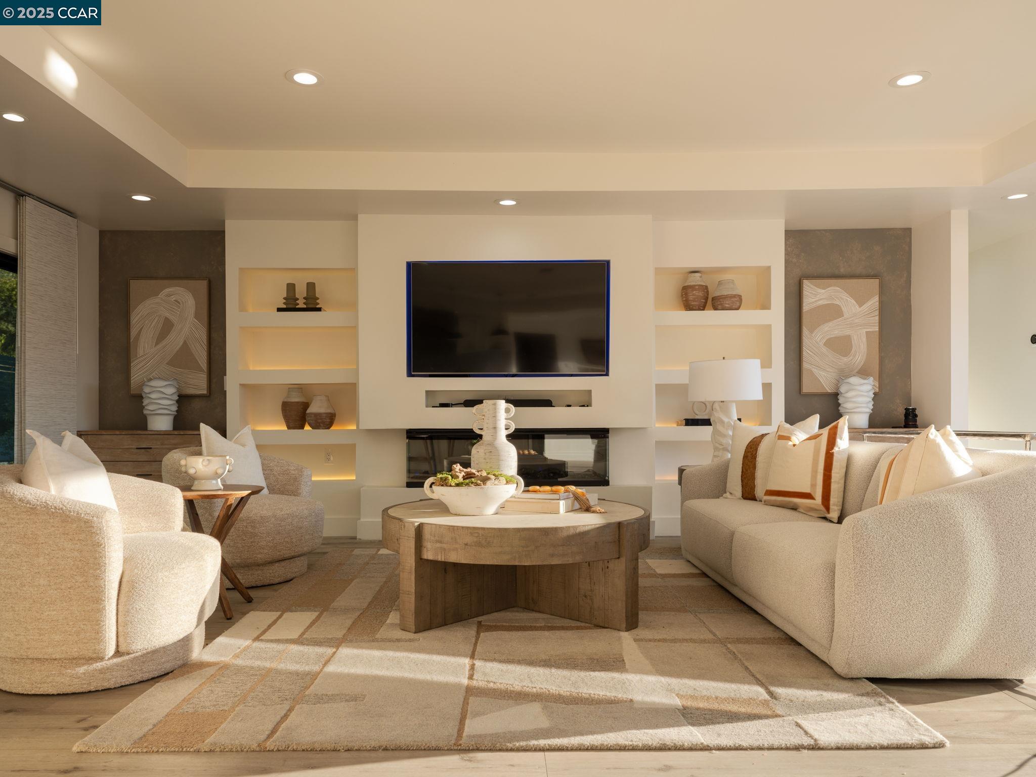 Detail Gallery Image 23 of 60 For 128 Castle Crest Rd, Alamo,  CA 94507 - 6 Beds | 5/1 Baths