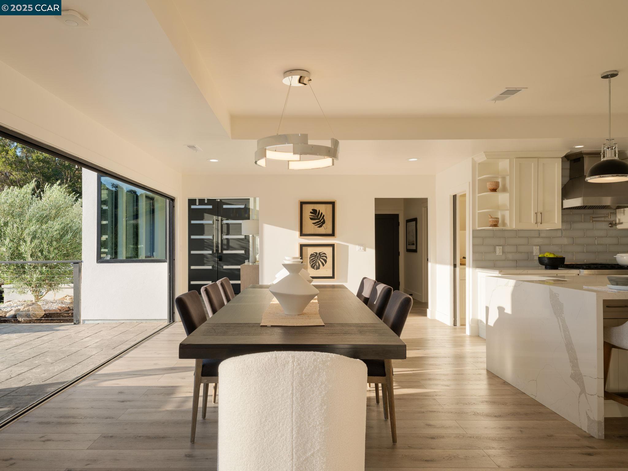 Detail Gallery Image 27 of 60 For 128 Castle Crest Rd, Alamo,  CA 94507 - 6 Beds | 5/1 Baths