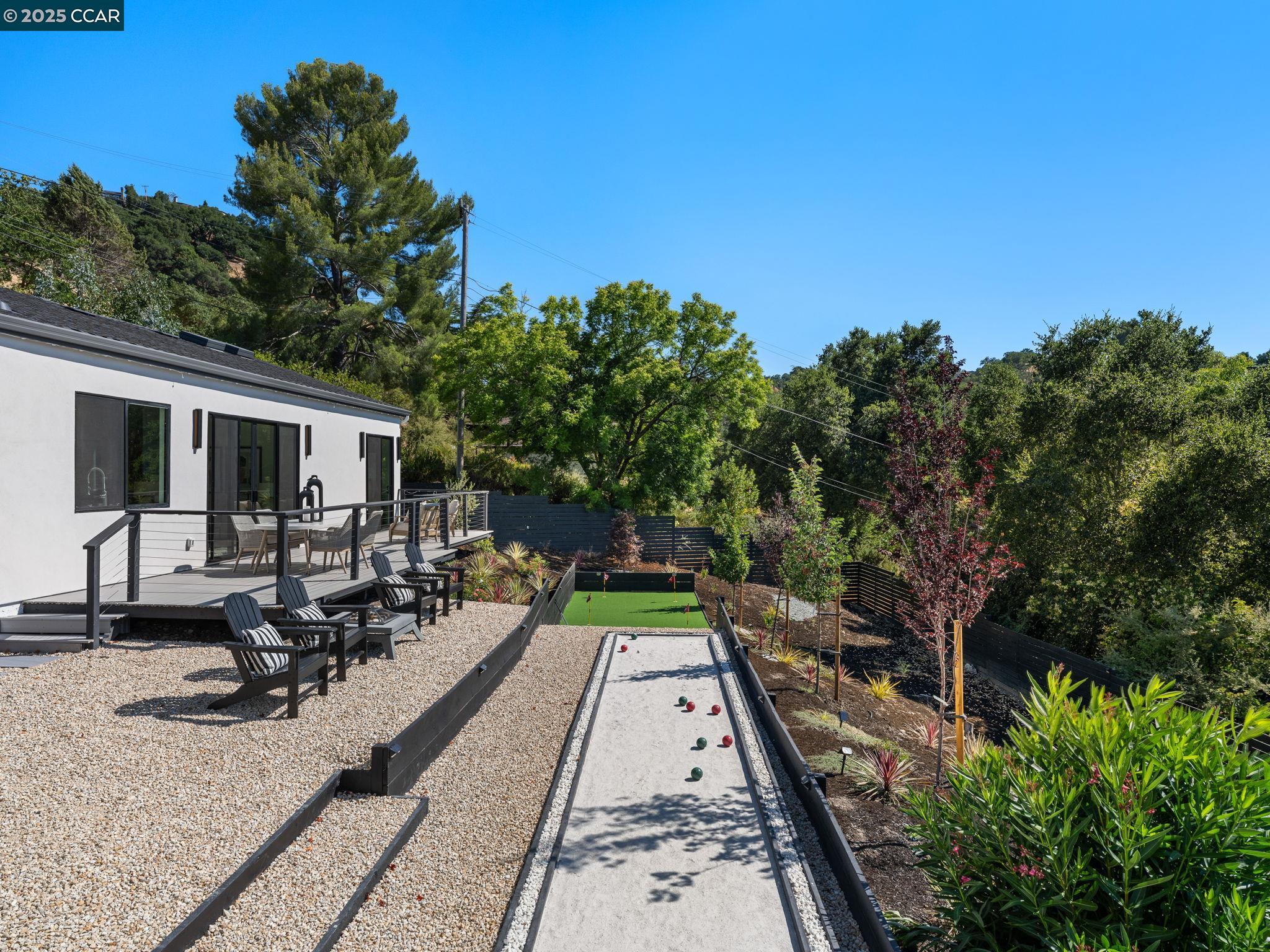 Detail Gallery Image 43 of 60 For 128 Castle Crest Rd, Alamo,  CA 94507 - 6 Beds | 5/1 Baths