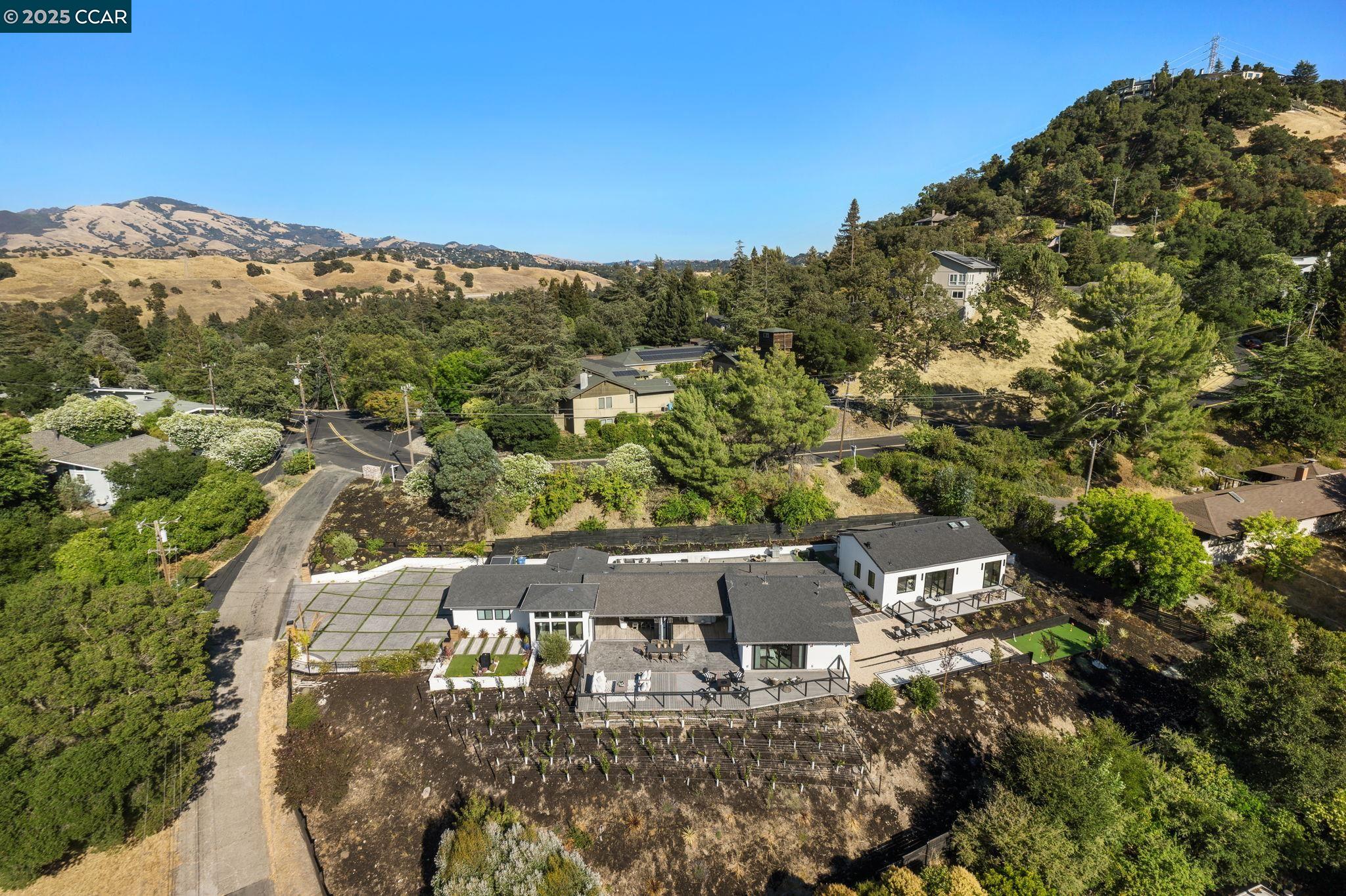 Detail Gallery Image 57 of 60 For 128 Castle Crest Rd, Alamo,  CA 94507 - 6 Beds | 5/1 Baths