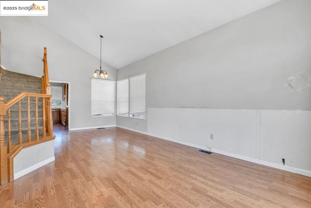 Detail Gallery Image 5 of 27 For 377 Madrone Pl, Brentwood,  CA 94513 - 4 Beds | 2/1 Baths