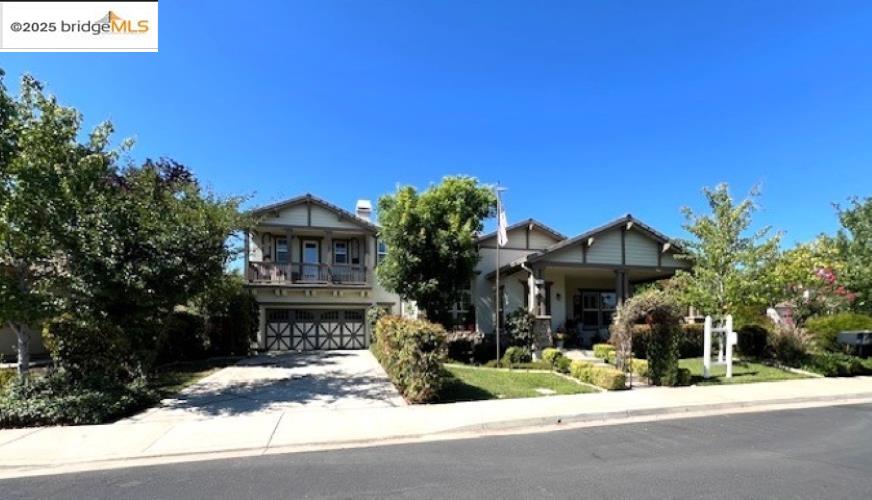 Detail Gallery Image 3 of 60 For 1196 Holsapple Way, Brentwood,  CA 94513 - 4 Beds | 3/1 Baths