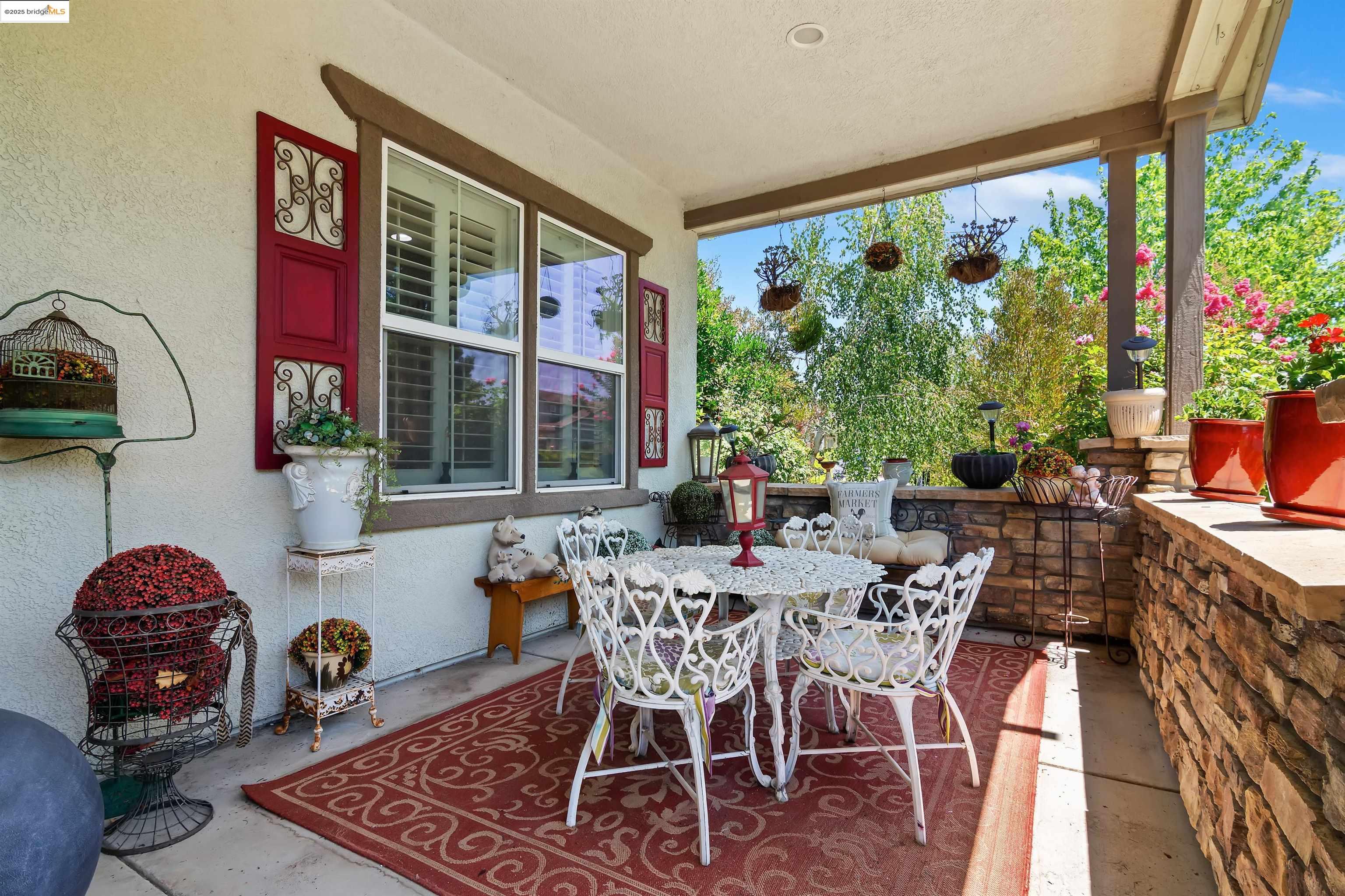 Detail Gallery Image 7 of 60 For 1196 Holsapple Way, Brentwood,  CA 94513 - 4 Beds | 3/1 Baths