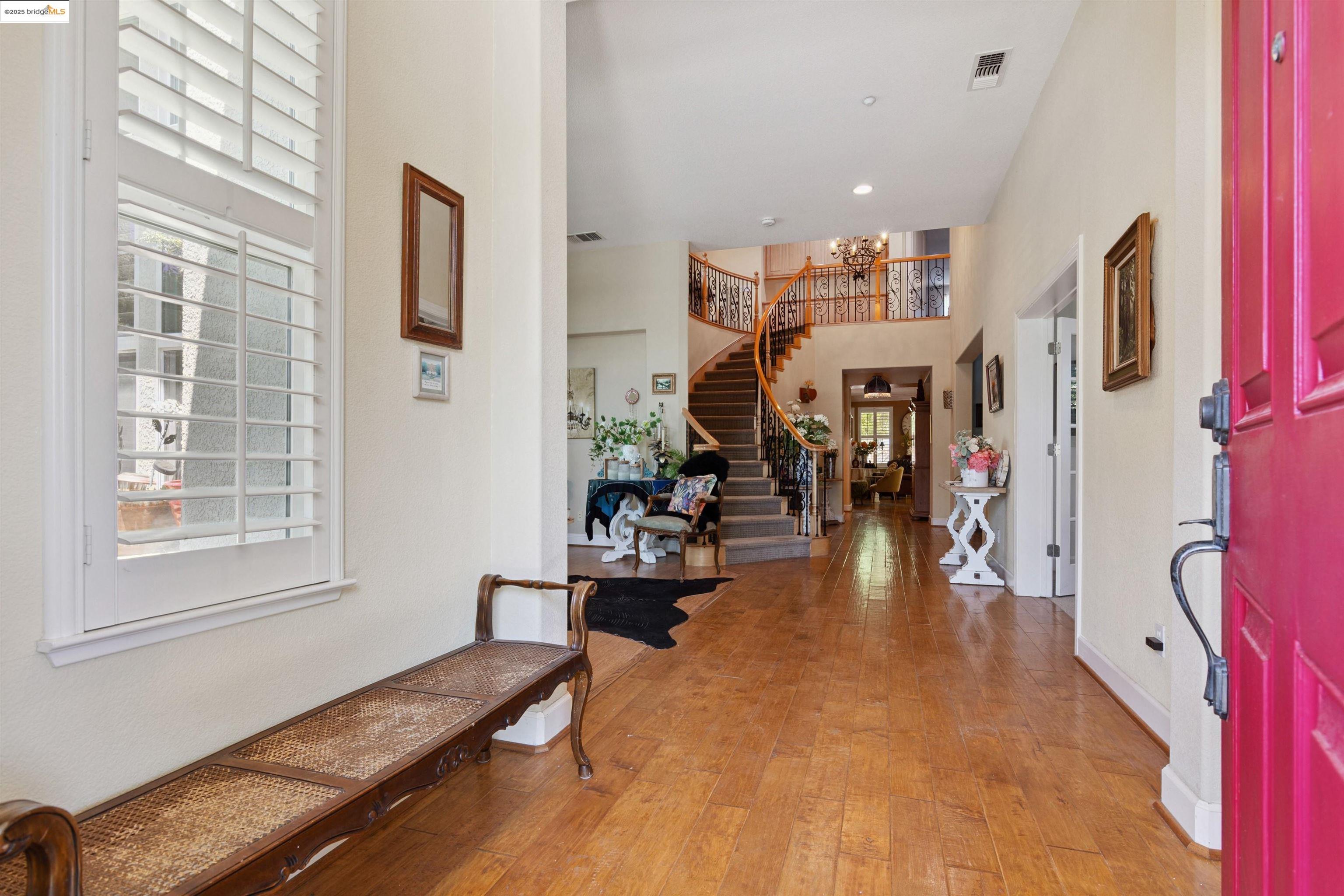 Detail Gallery Image 8 of 60 For 1196 Holsapple Way, Brentwood,  CA 94513 - 4 Beds | 3/1 Baths
