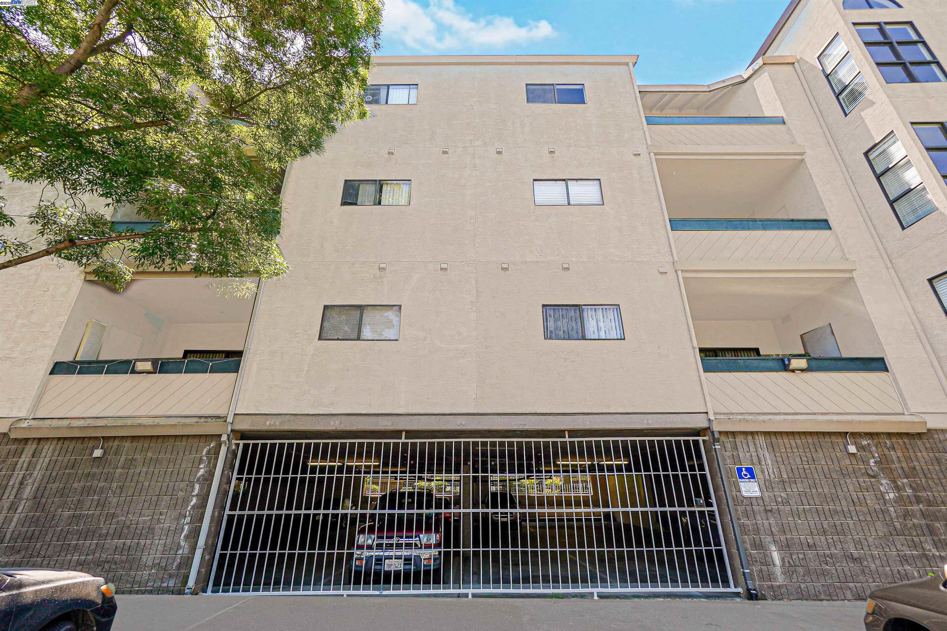 Detail Gallery Image 2 of 39 For 1280 Stanhope Ln #343,  Hayward,  CA 94545 - 2 Beds | 2 Baths