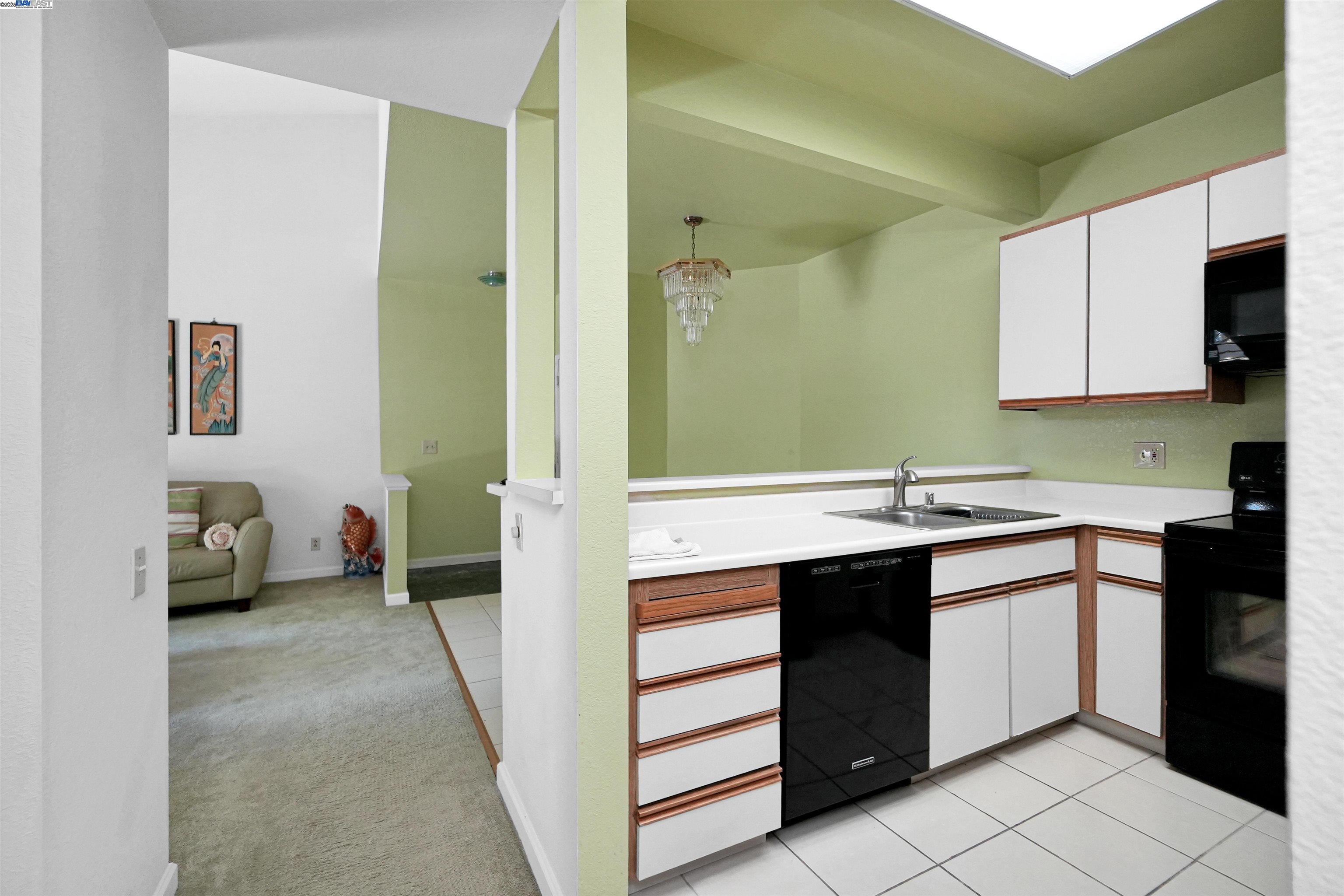 Detail Gallery Image 12 of 38 For 1280 Stanhope Ln #343,  Hayward,  CA 94545 - 2 Beds | 2 Baths