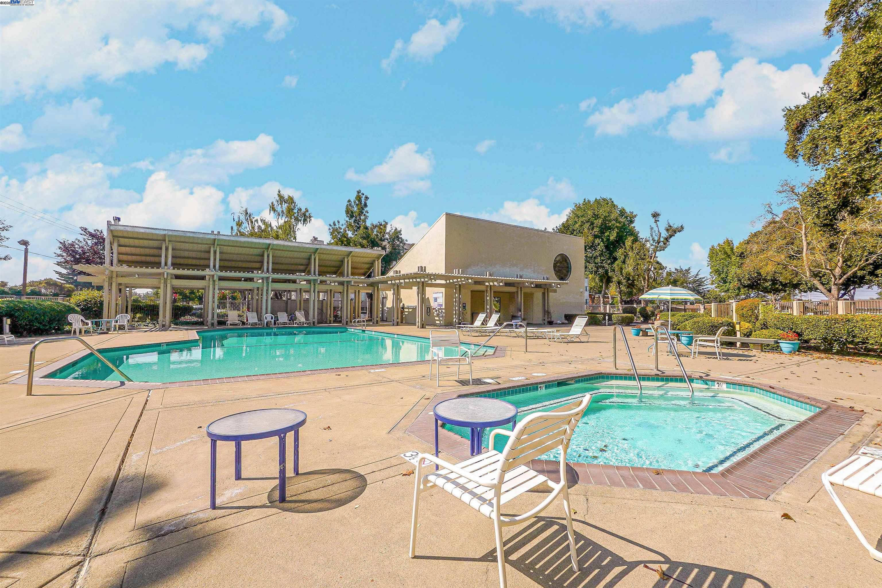 Detail Gallery Image 34 of 39 For 1280 Stanhope Ln #343,  Hayward,  CA 94545 - 2 Beds | 2 Baths