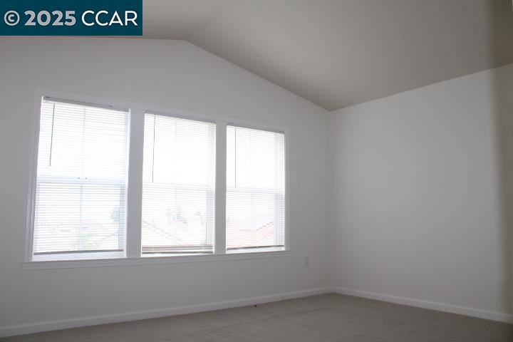 Detail Gallery Image 16 of 33 For 247 Catalina Dr, Hercules,  CA 94547 - 3 Beds | 2/1 Baths