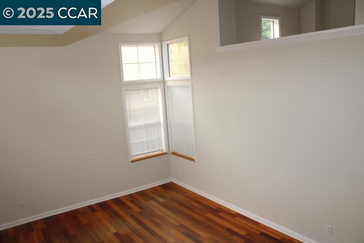 Detail Gallery Image 3 of 33 For 247 Catalina Dr, Hercules,  CA 94547 - 3 Beds | 2/1 Baths