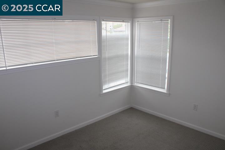 Detail Gallery Image 25 of 33 For 247 Catalina Dr, Hercules,  CA 94547 - 3 Beds | 2/1 Baths