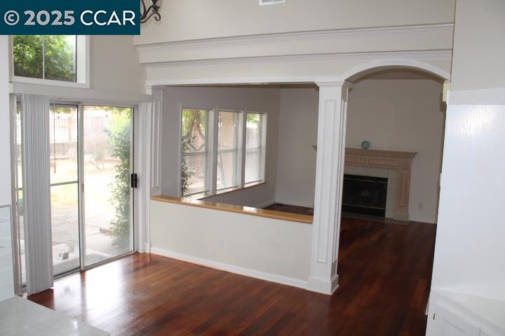 Detail Gallery Image 7 of 33 For 247 Catalina Dr, Hercules,  CA 94547 - 3 Beds | 2/1 Baths