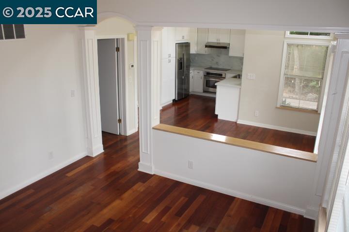 Detail Gallery Image 9 of 33 For 247 Catalina Dr, Hercules,  CA 94547 - 3 Beds | 2/1 Baths