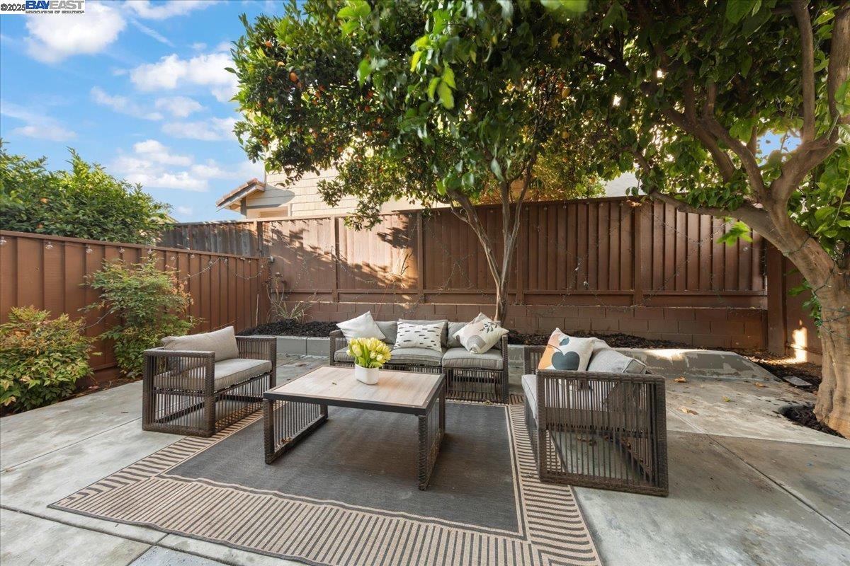 Detail Gallery Image 24 of 25 For 37082 Saint Edwards St, Newark,  CA 94560 - 3 Beds | 2/1 Baths