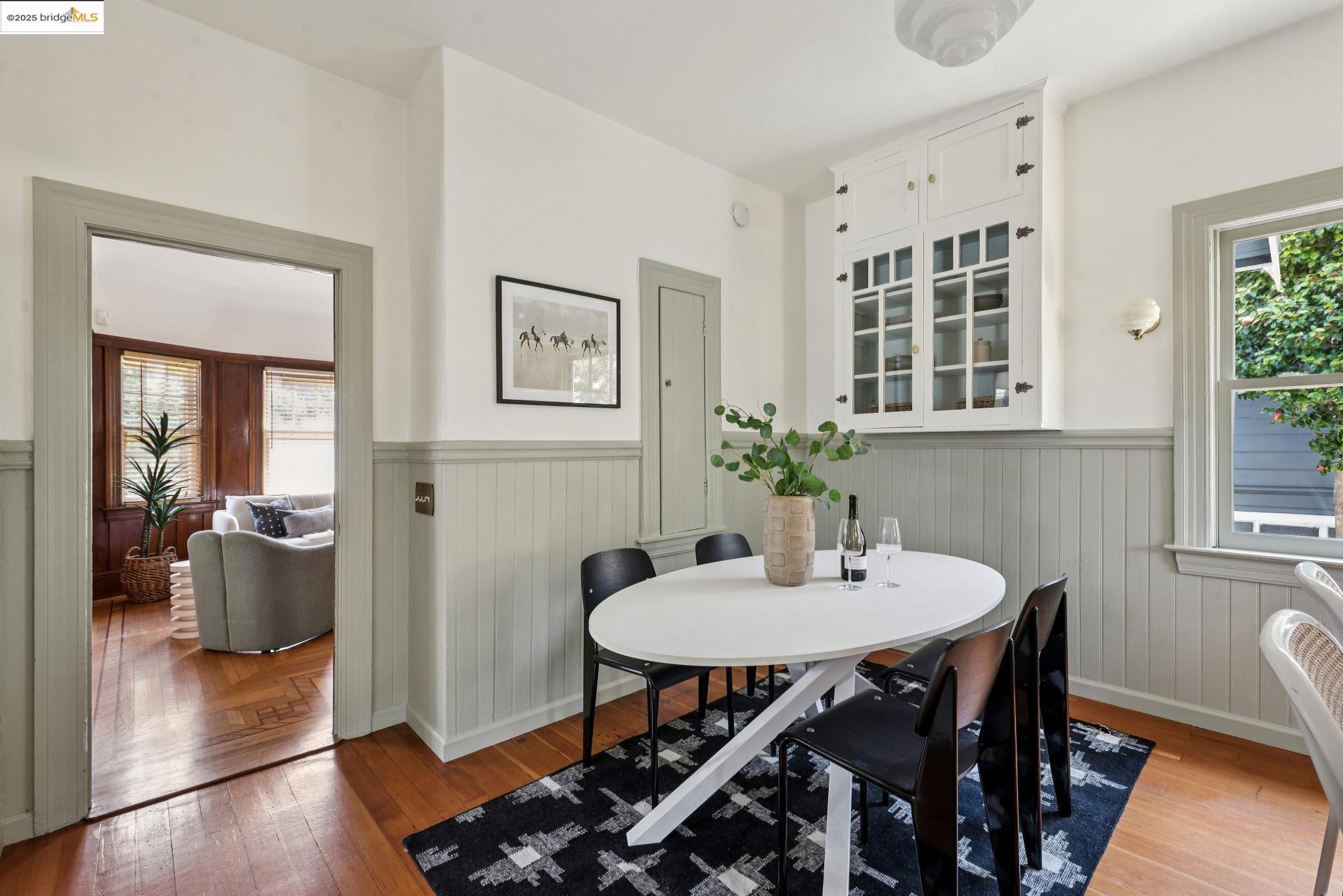 Detail Gallery Image 11 of 54 For 6521 Herzog St, Oakland,  CA 94608 - 2 Beds | 1 Baths