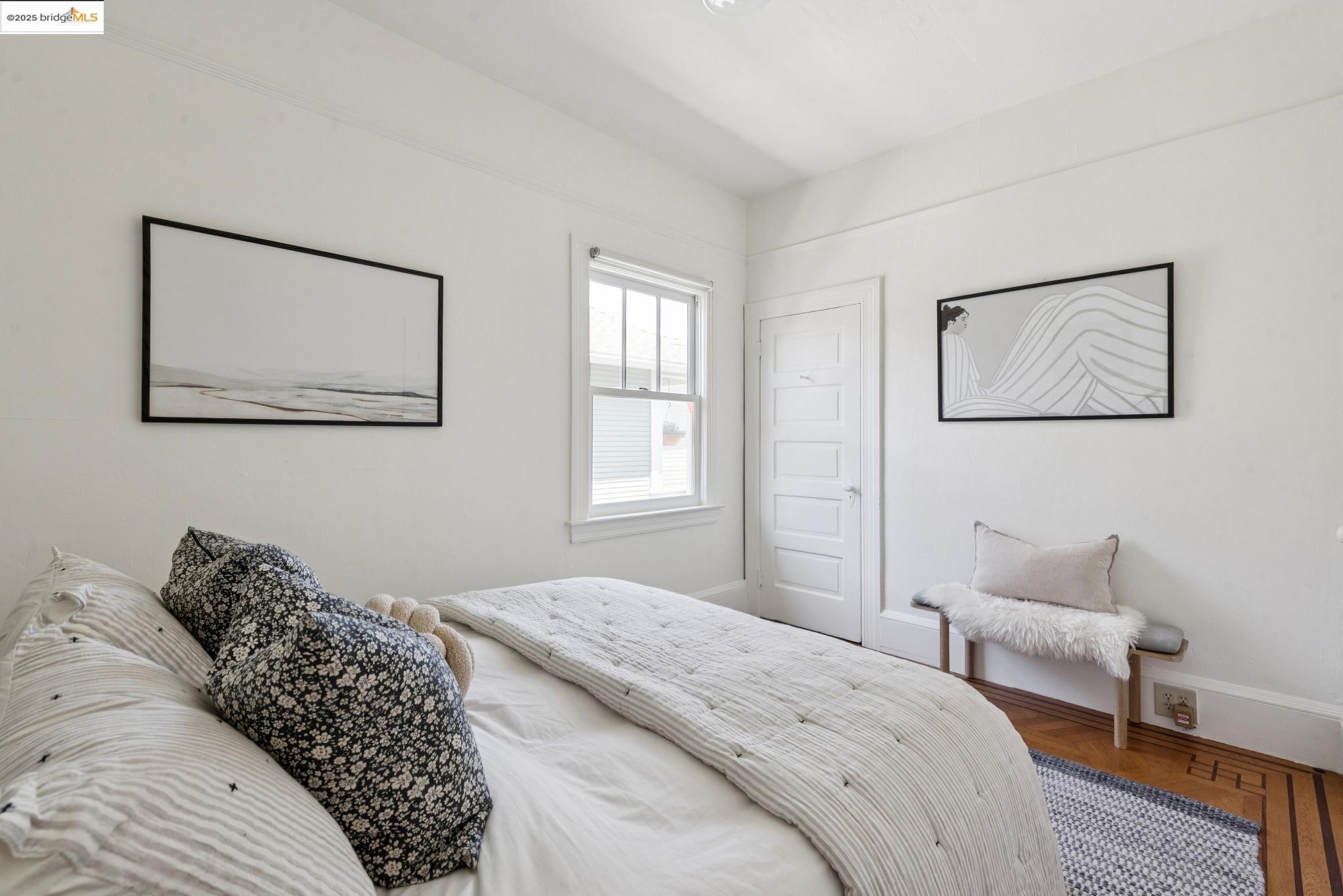 Detail Gallery Image 20 of 54 For 6521 Herzog St, Oakland,  CA 94608 - 2 Beds | 1 Baths