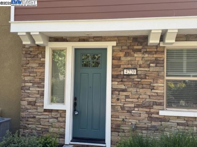 MLS: 41105213 Condo For Sale