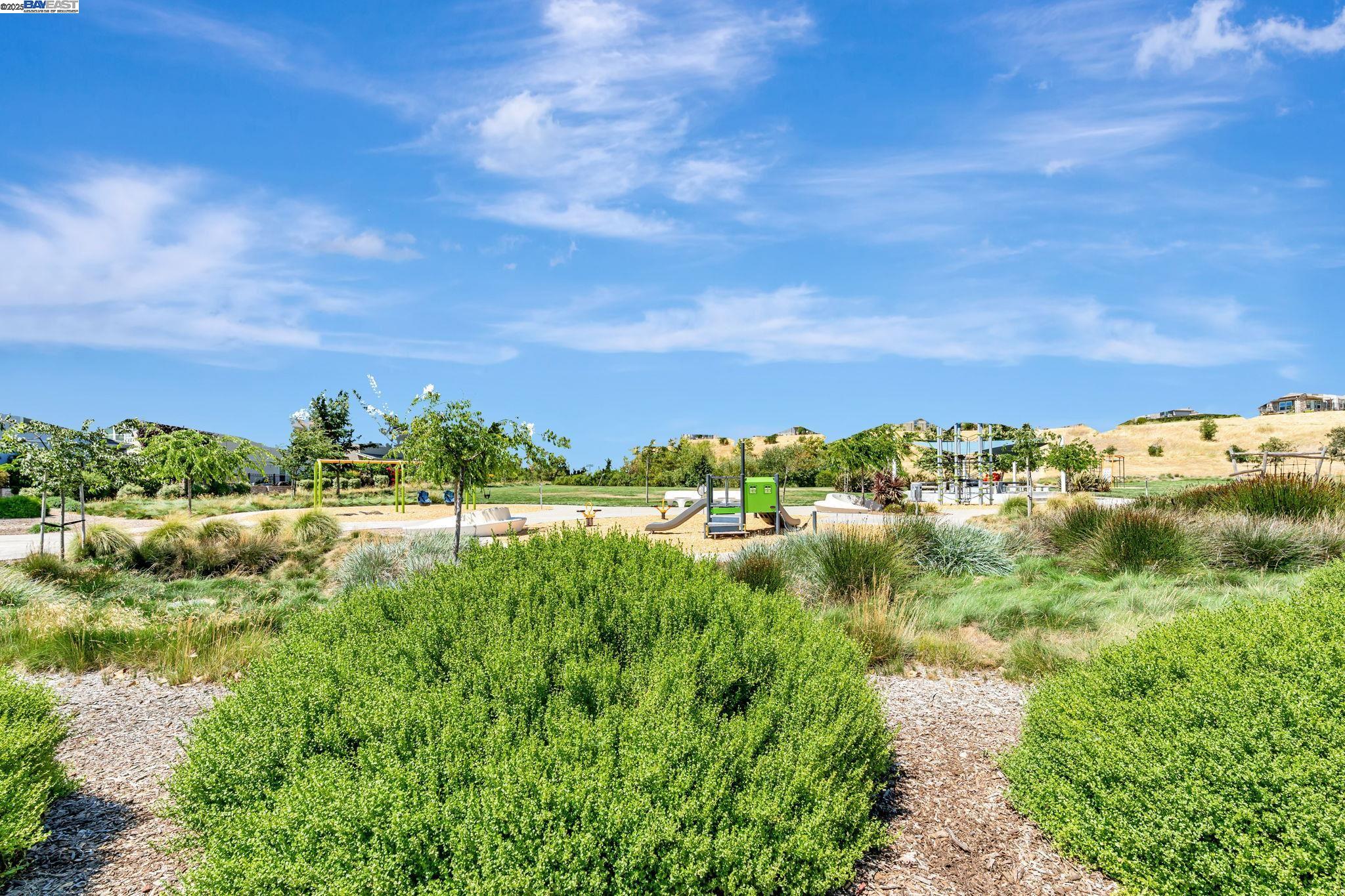 Detail Gallery Image 41 of 42 For 4220 Midlands Ct, Dublin,  CA 94568 - 4 Beds | 3/1 Baths