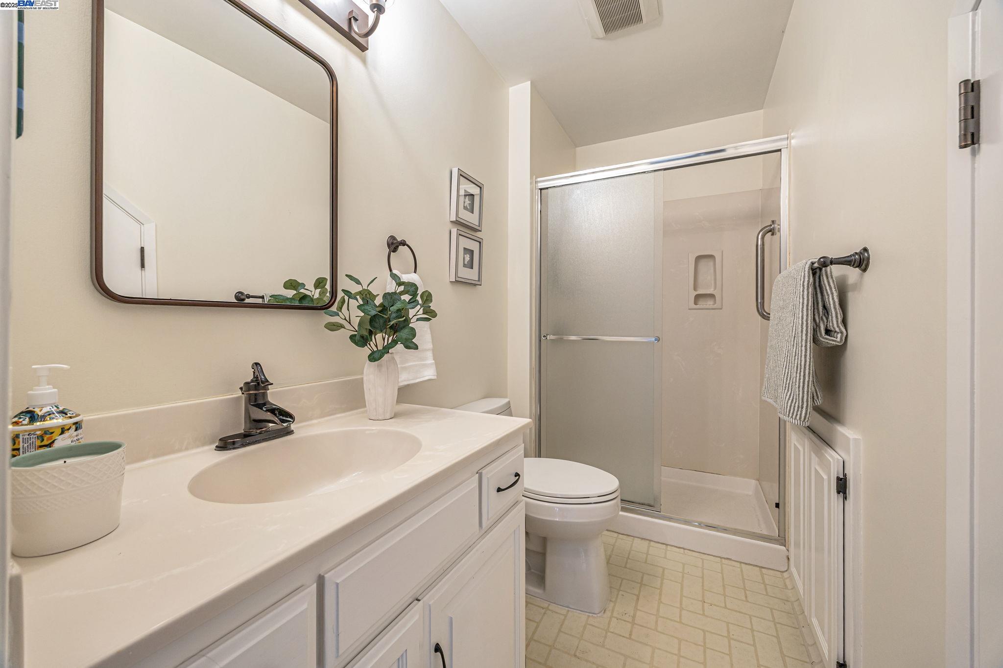 Detail Gallery Image 20 of 56 For 190 Shelter Cove Drive, Half Moon Bay,  CA 94019 - 4 Beds | 3 Baths