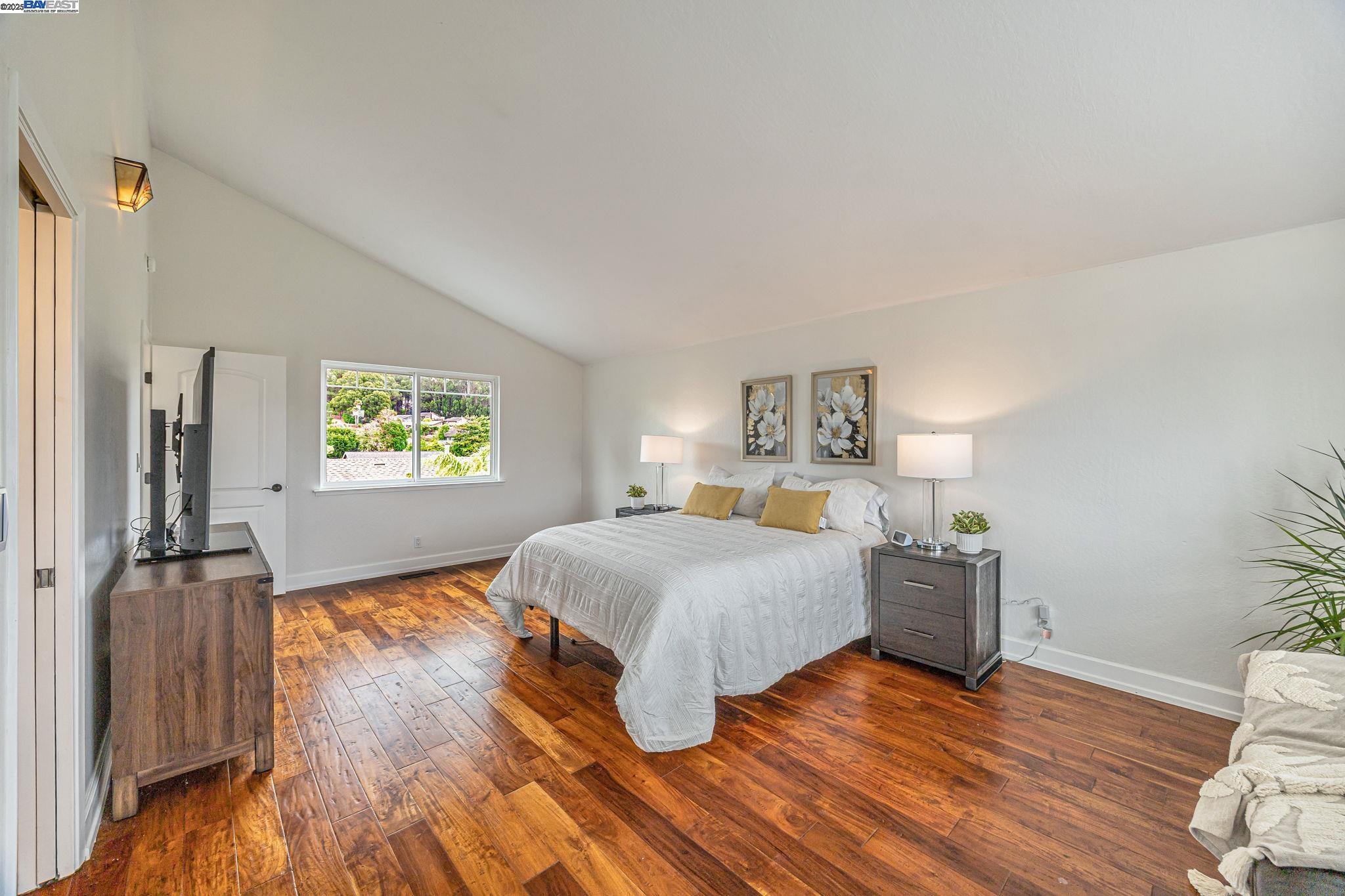 Detail Gallery Image 24 of 56 For 190 Shelter Cove Drive, Half Moon Bay,  CA 94019 - 4 Beds | 3 Baths