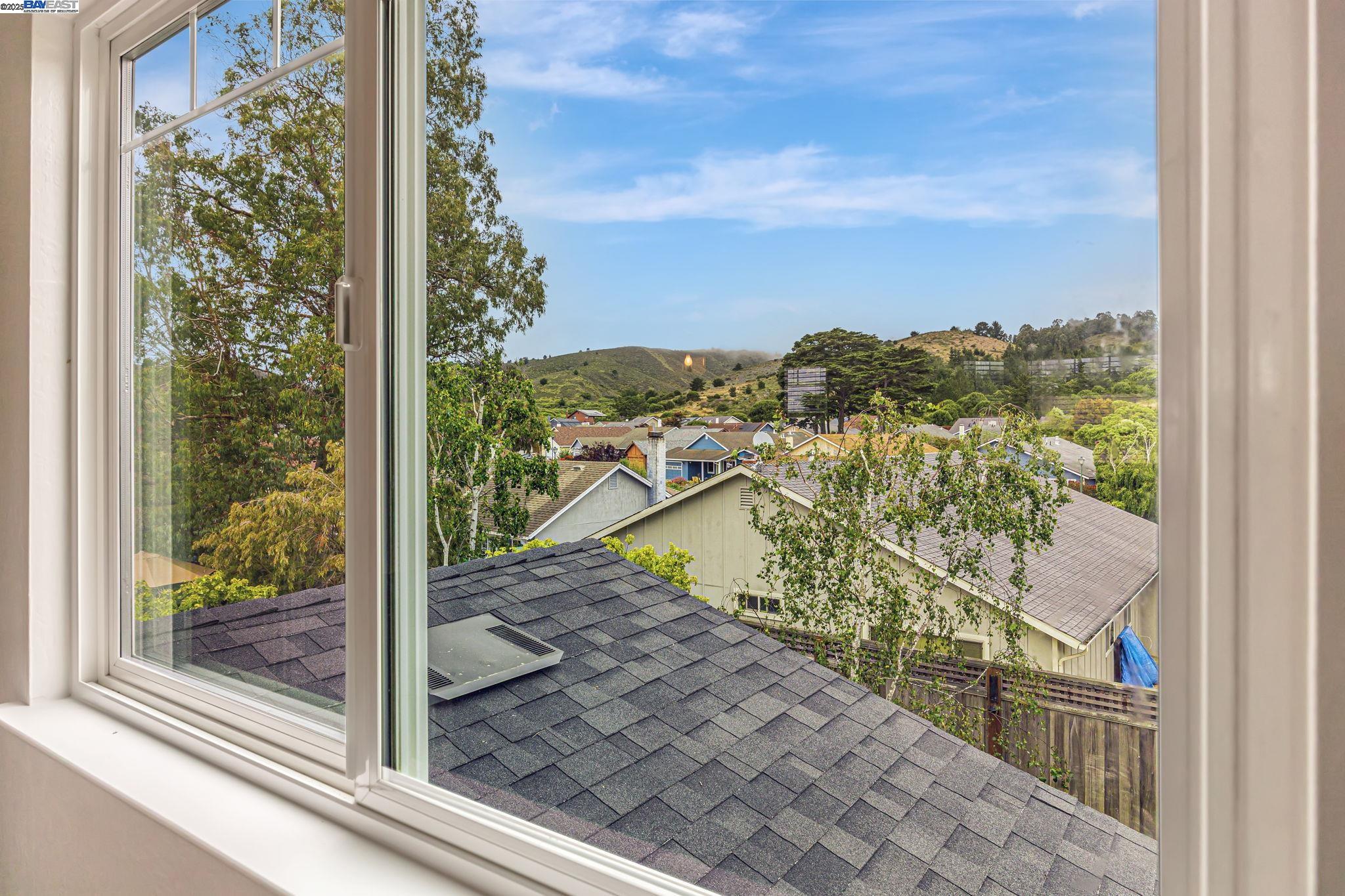 Detail Gallery Image 25 of 56 For 190 Shelter Cove Drive, Half Moon Bay,  CA 94019 - 4 Beds | 3 Baths