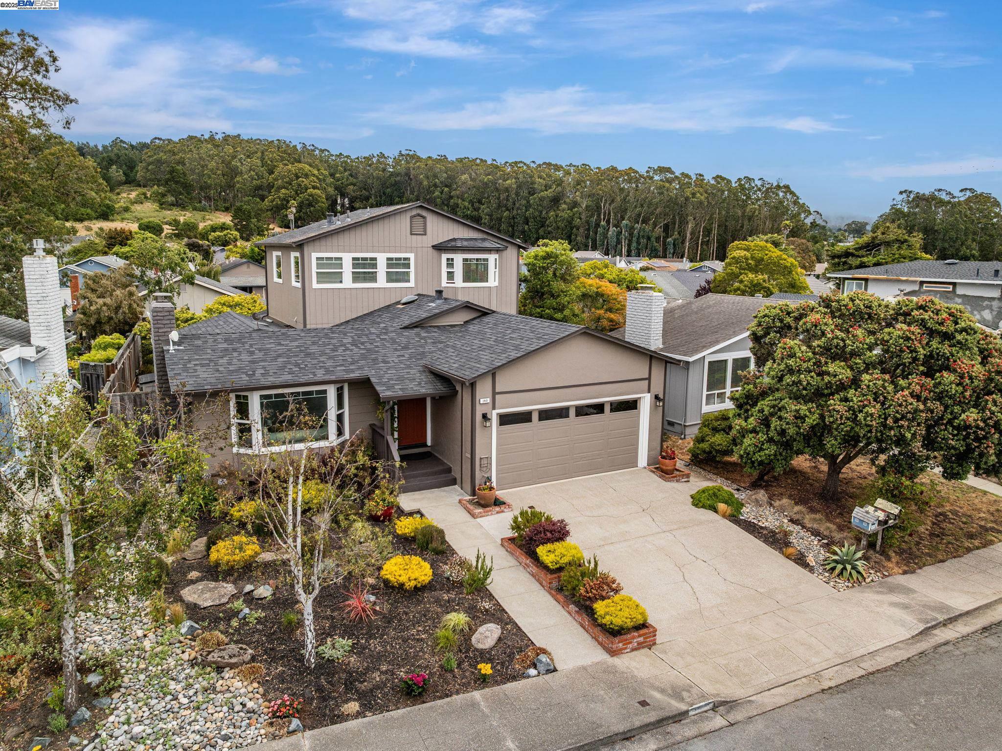 Detail Gallery Image 43 of 56 For 190 Shelter Cove Drive, Half Moon Bay,  CA 94019 - 4 Beds | 3 Baths