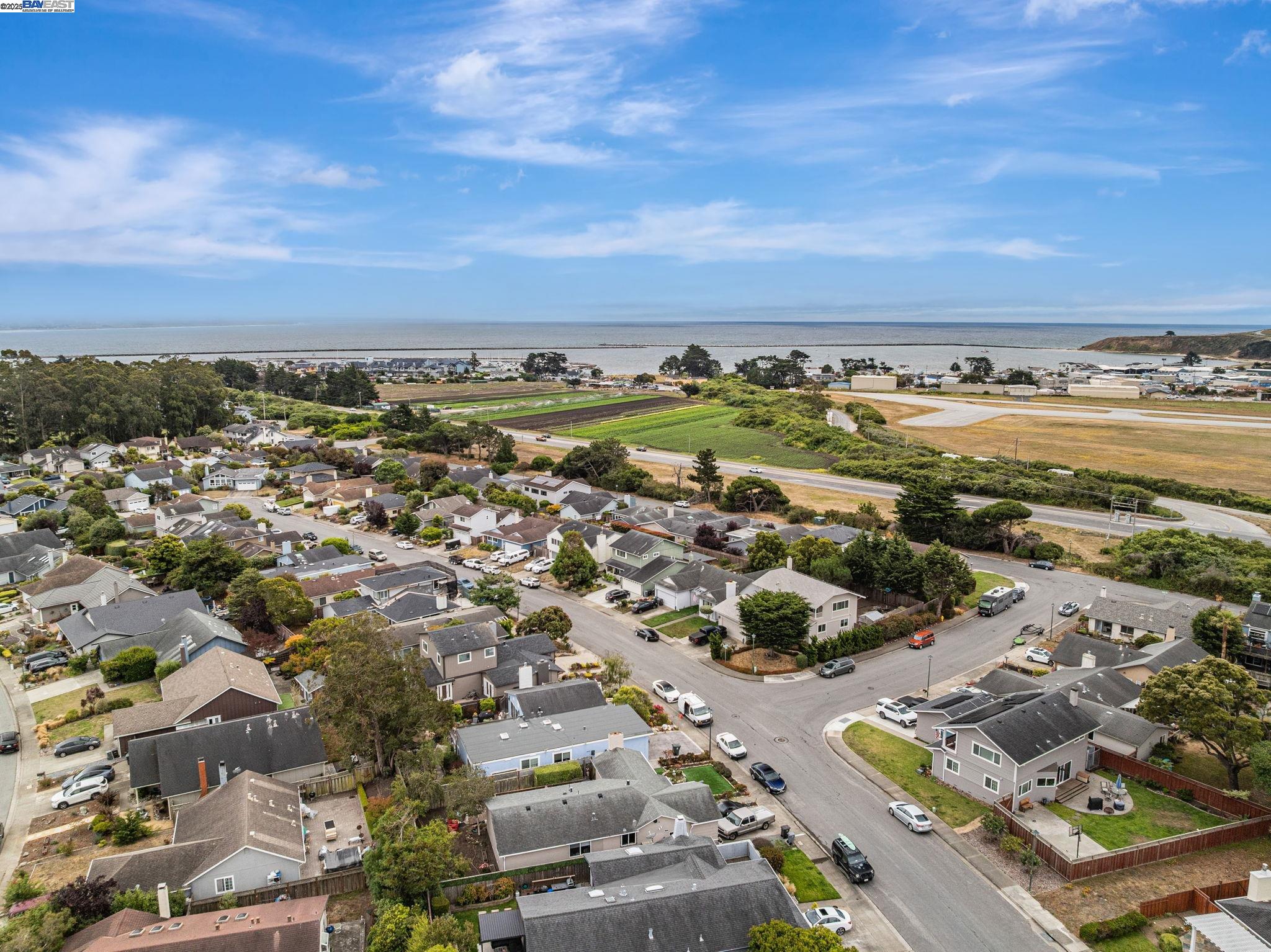 Detail Gallery Image 51 of 56 For 190 Shelter Cove Drive, Half Moon Bay,  CA 94019 - 4 Beds | 3 Baths