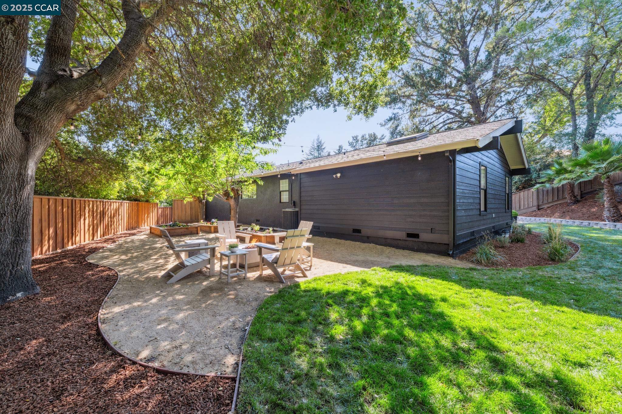 Detail Gallery Image 44 of 58 For 11 Oakvue Court, Pleasant Hill,  CA 94523 - 3 Beds | 3 Baths