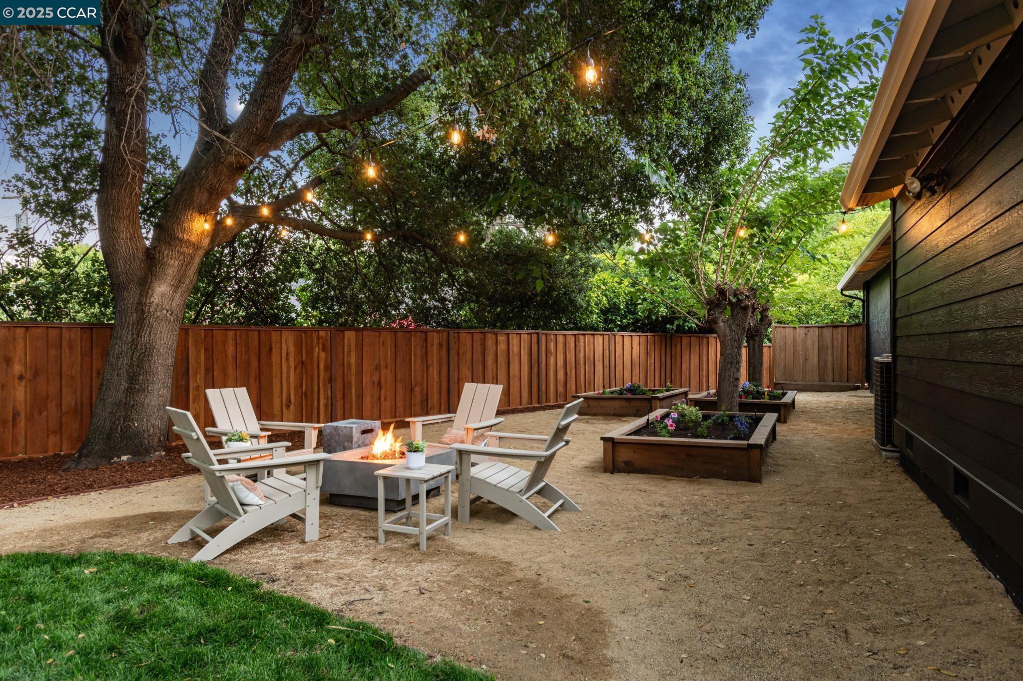 Detail Gallery Image 47 of 58 For 11 Oakvue Court, Pleasant Hill,  CA 94523 - 3 Beds | 3 Baths