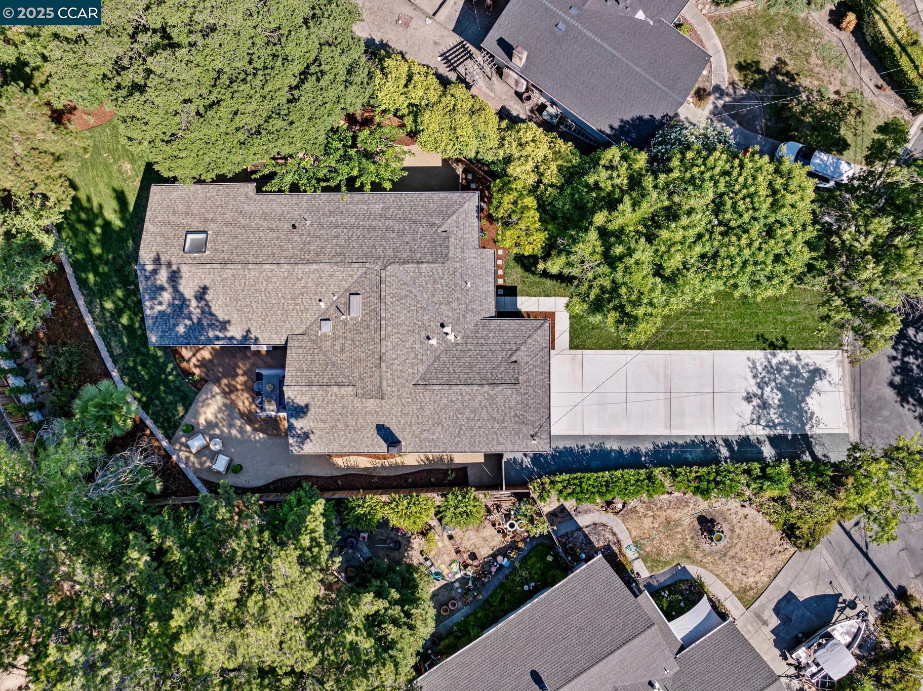 Detail Gallery Image 53 of 58 For 11 Oakvue Court, Pleasant Hill,  CA 94523 - 3 Beds | 3 Baths