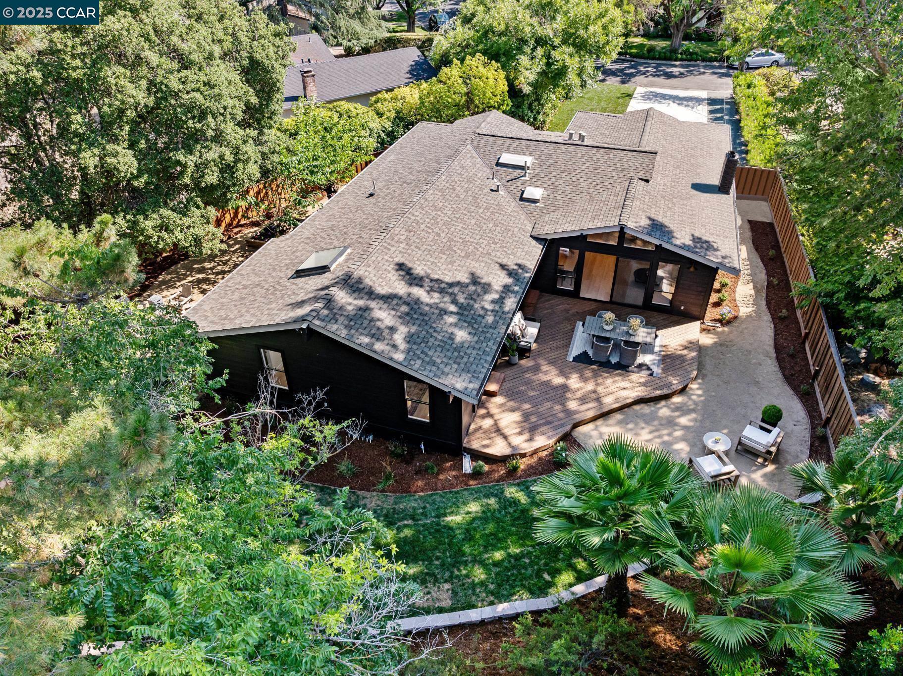 Detail Gallery Image 54 of 58 For 11 Oakvue Court, Pleasant Hill,  CA 94523 - 3 Beds | 3 Baths