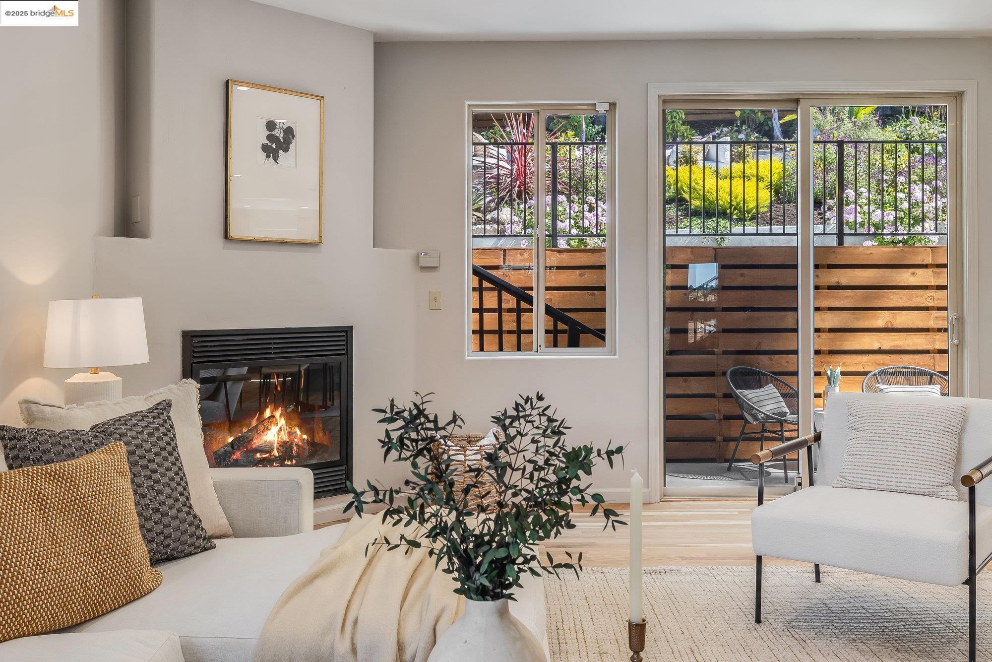 Detail Gallery Image 11 of 57 For 4022 Balfour Ave., Oakland,  CA 94610 - 5 Beds | 3/1 Baths