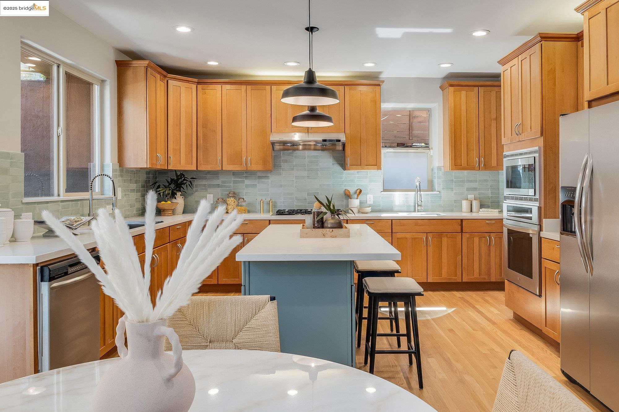 Detail Gallery Image 14 of 57 For 4022 Balfour Ave., Oakland,  CA 94610 - 5 Beds | 3/1 Baths