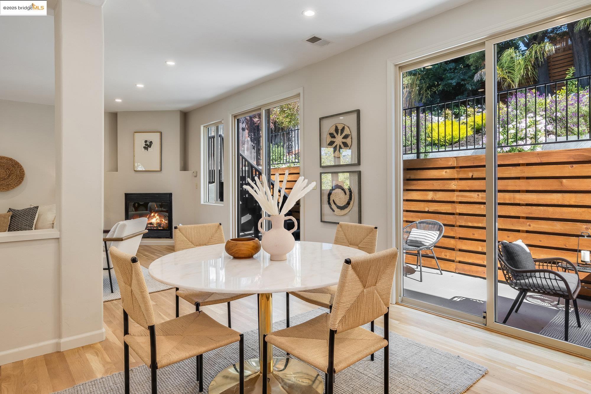 Detail Gallery Image 15 of 57 For 4022 Balfour Ave., Oakland,  CA 94610 - 5 Beds | 3/1 Baths