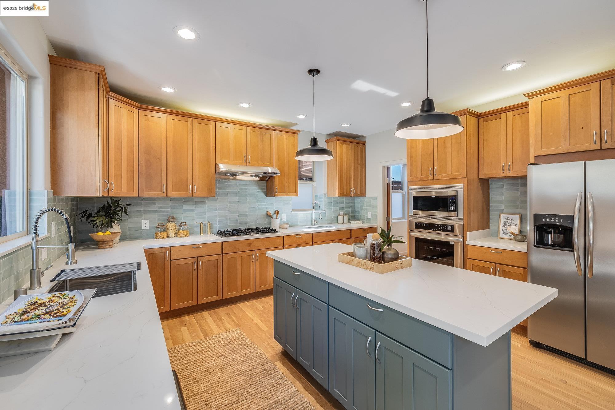 Detail Gallery Image 22 of 57 For 4022 Balfour Ave., Oakland,  CA 94610 - 5 Beds | 3/1 Baths