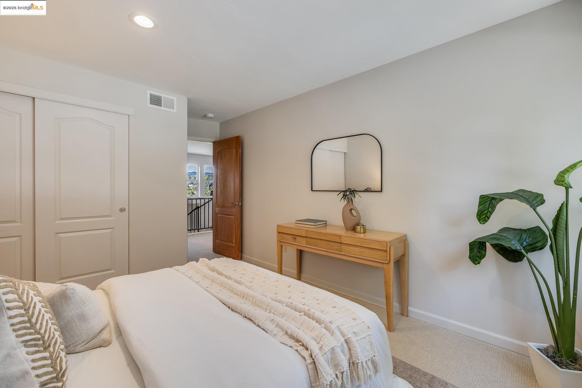 Detail Gallery Image 44 of 57 For 4022 Balfour Ave., Oakland,  CA 94610 - 5 Beds | 3/1 Baths