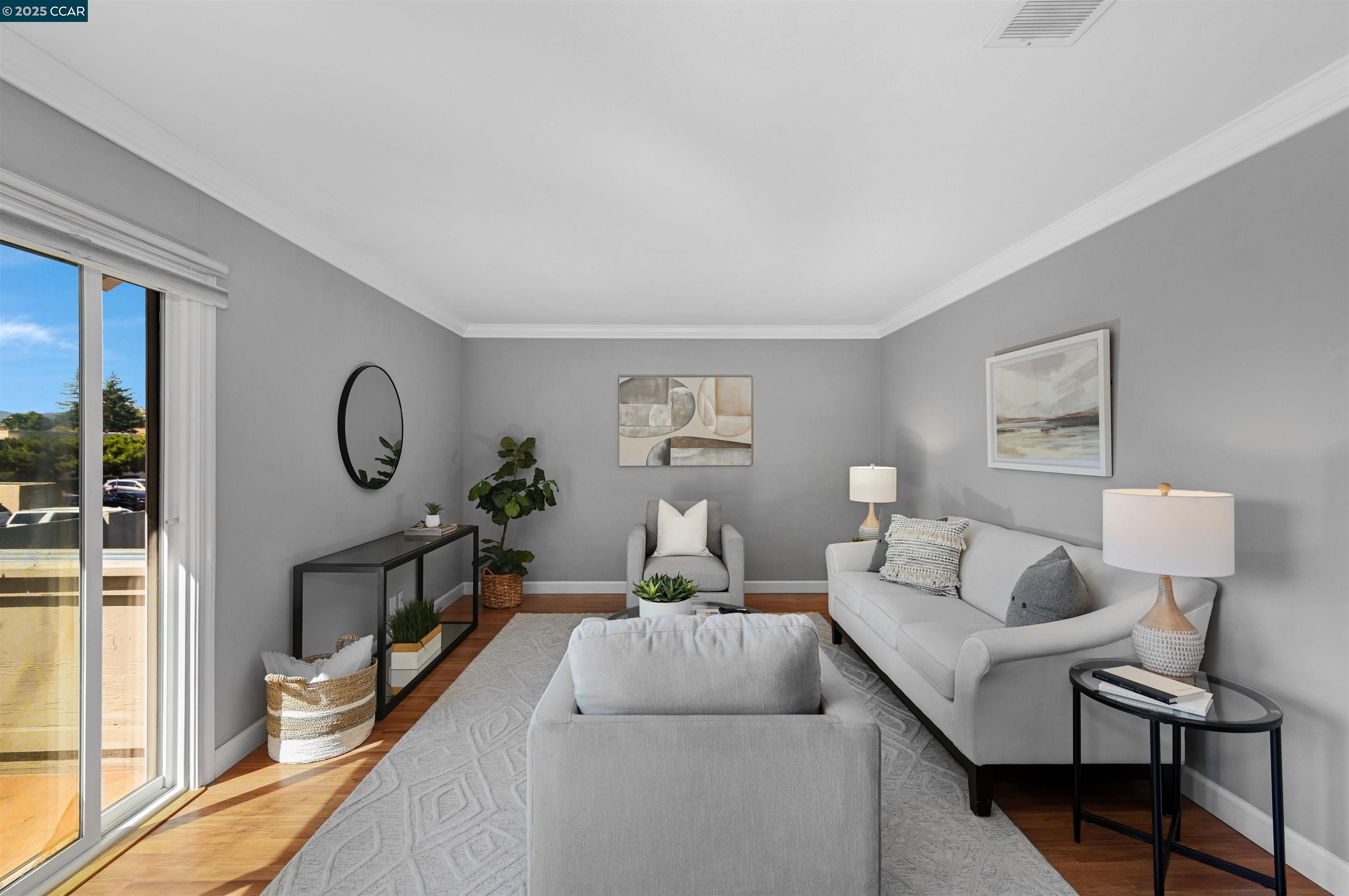 Detail Gallery Image 11 of 32 For 825 Oak Grove Rd #46,  Concord,  CA 94518 - 2 Beds | 1 Baths